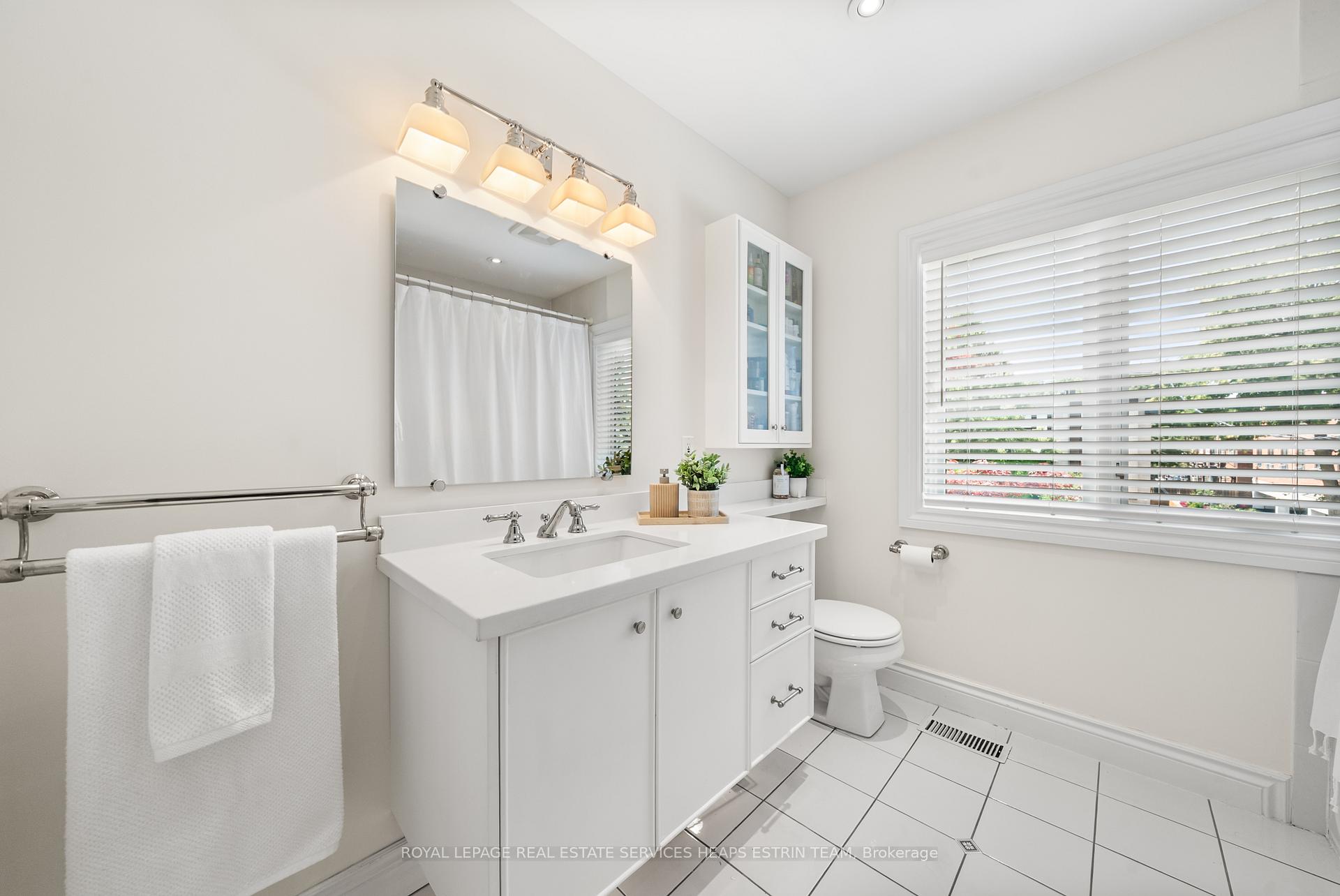 Photo 24 of 43 Randolph Road, Toronto, Leaside — HOMEH
