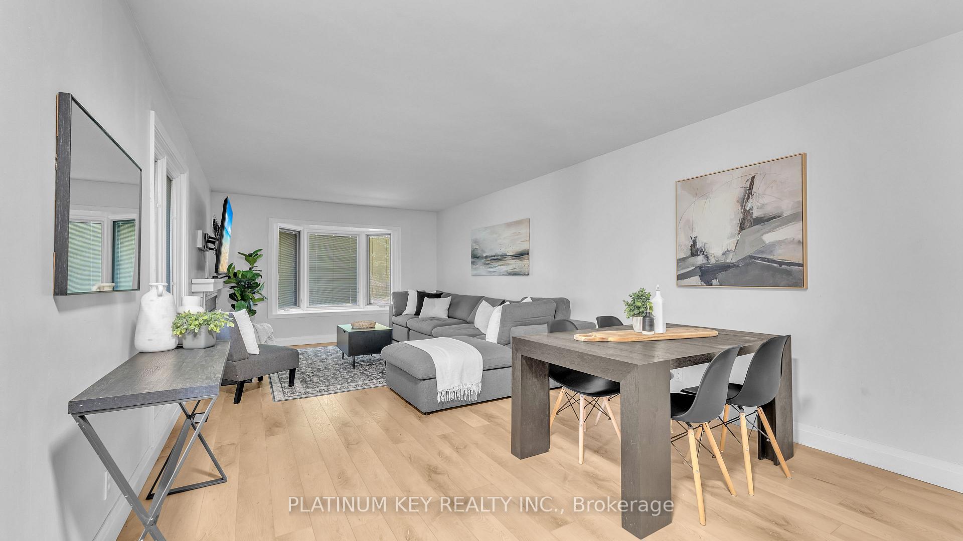 Photo 7 of 112 Ontario Street, Strathroy-Caradoc, SW — HOMEH
