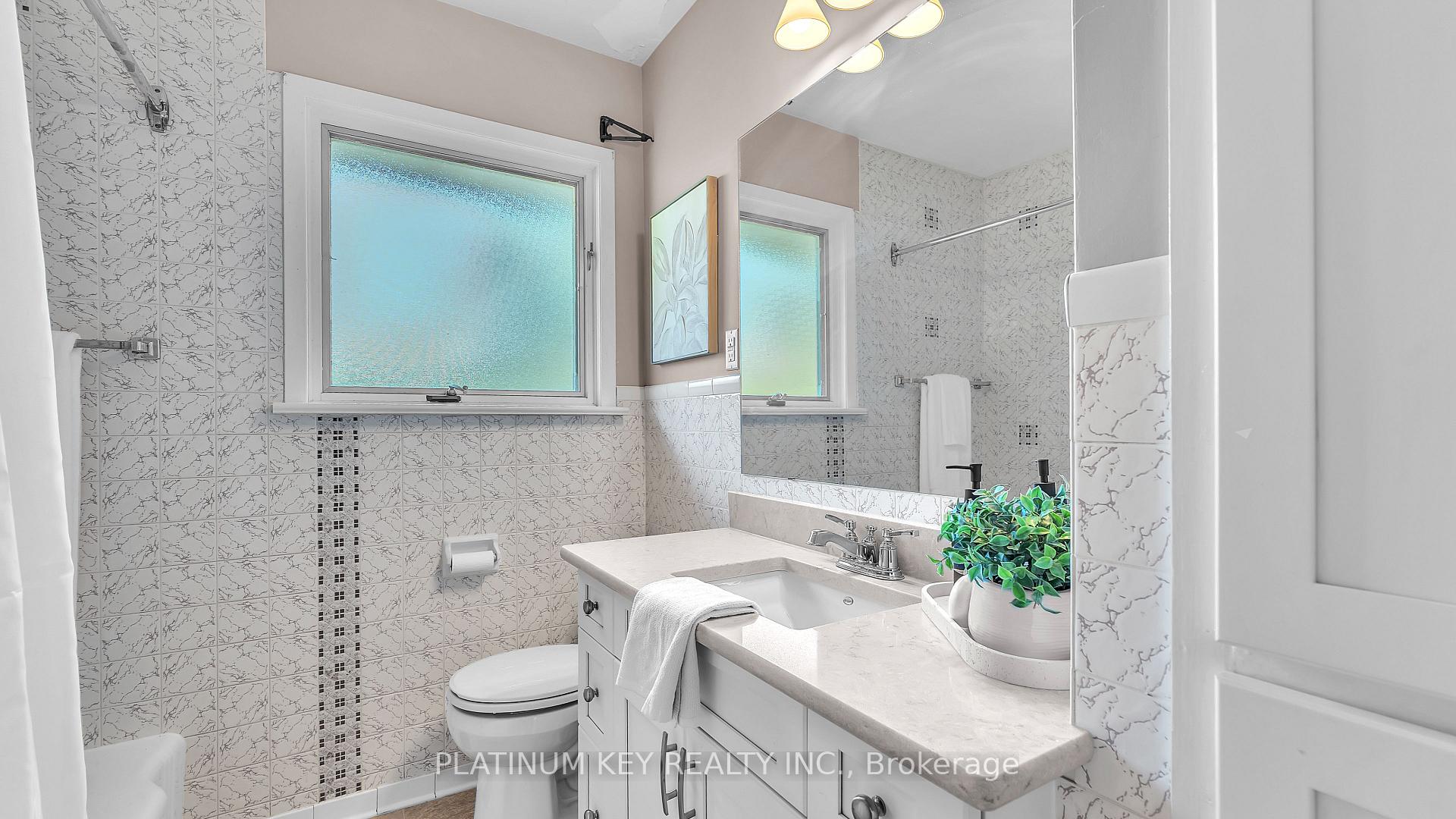 Photo 18 of 112 Ontario Street, Strathroy-Caradoc, SW — HOMEH