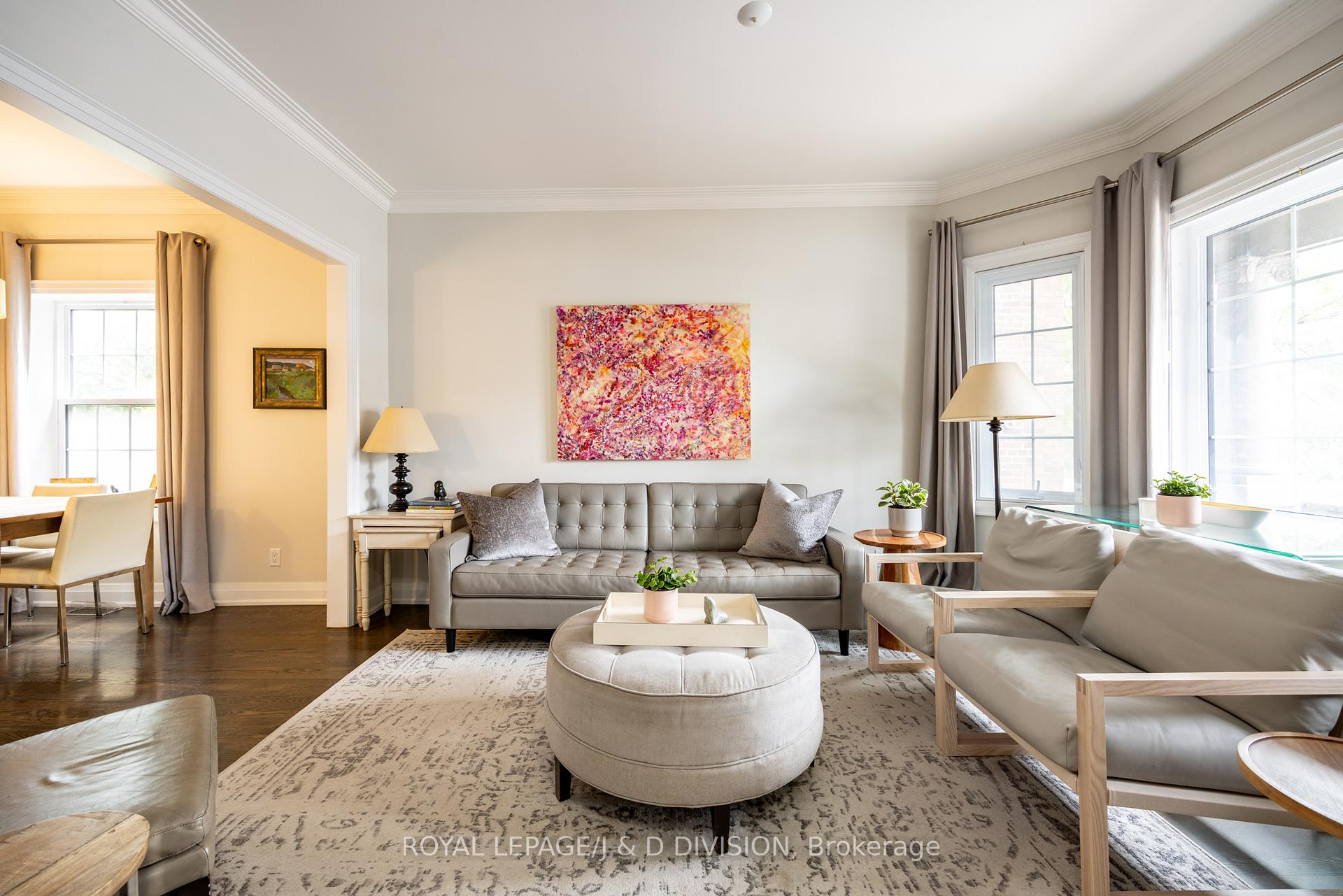 Photo 6 of 1049 Mount Pleasant Road, Toronto, Mount Pleasant East — HOMEH