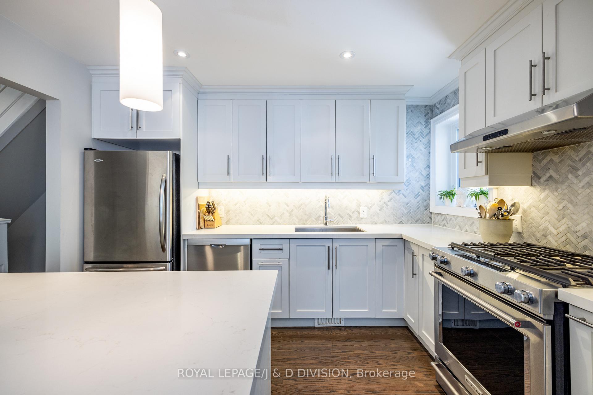 Photo 14 of 1049 Mount Pleasant Road, Toronto, Mount Pleasant East — HOMEH