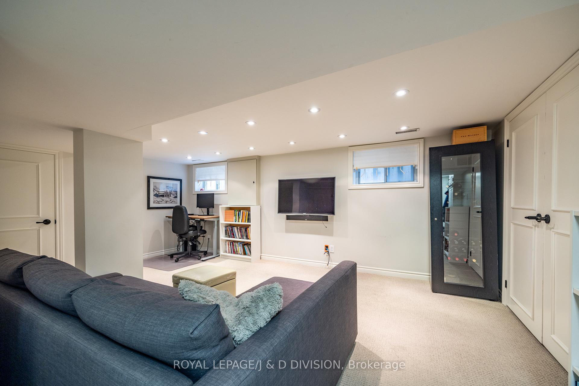 Photo 28 of 1049 Mount Pleasant Road, Toronto, Mount Pleasant East — HOMEH