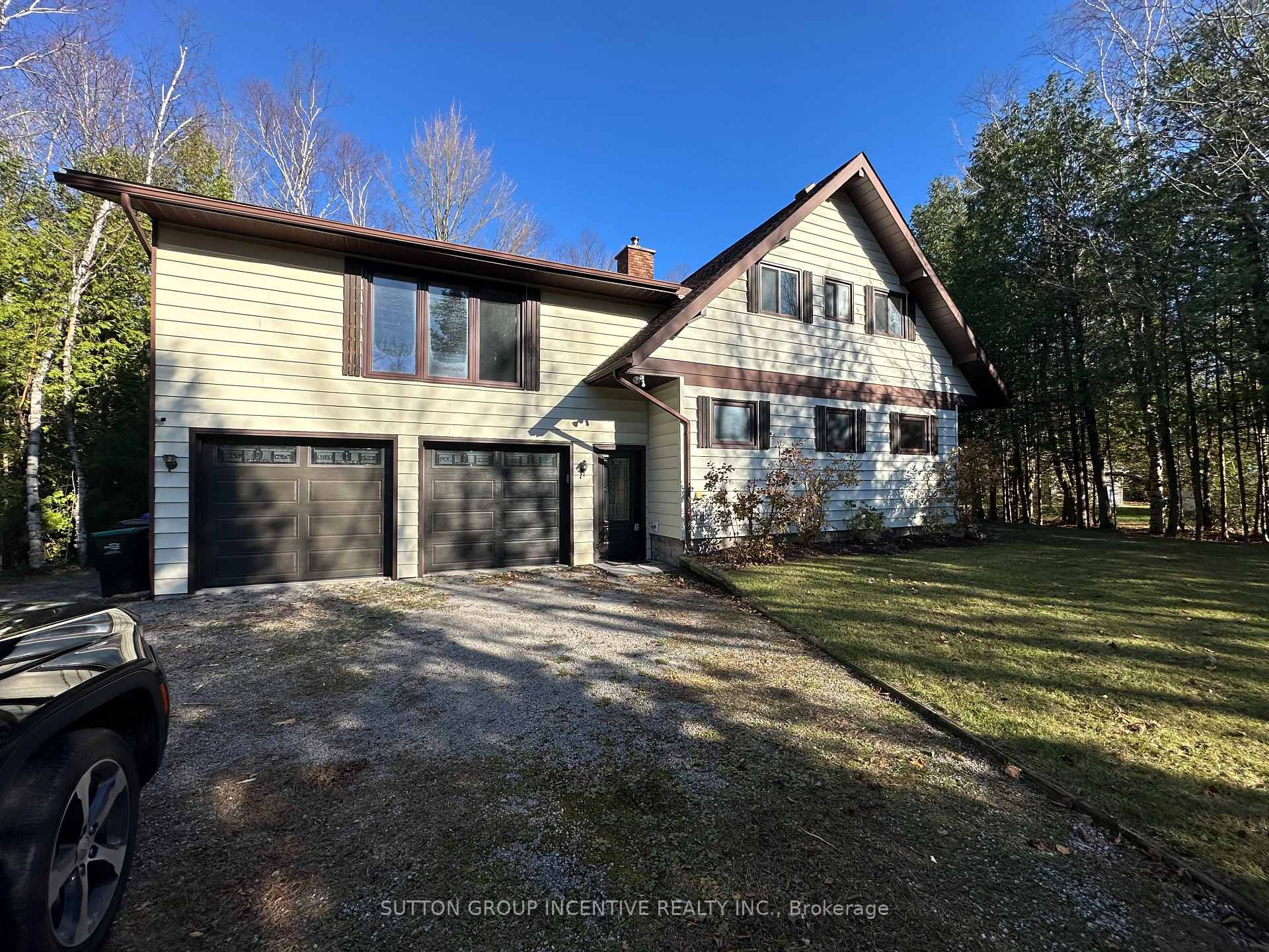 Photo 1 of 21 Coppercliff Crescent, Tiny, Rural Tiny — HOMEH