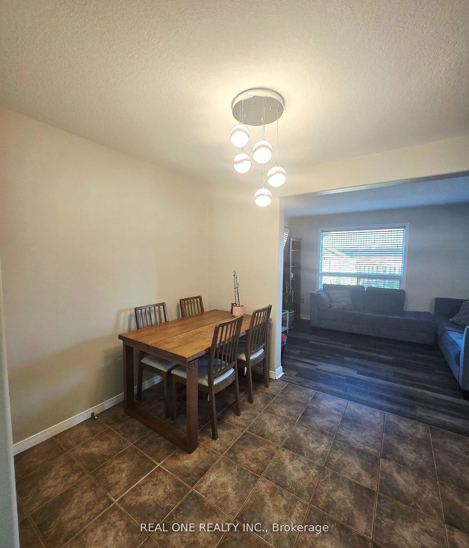 Photo 4 of 43 Shephard Avenue, New Tecumseth, Alliston — HOMEH