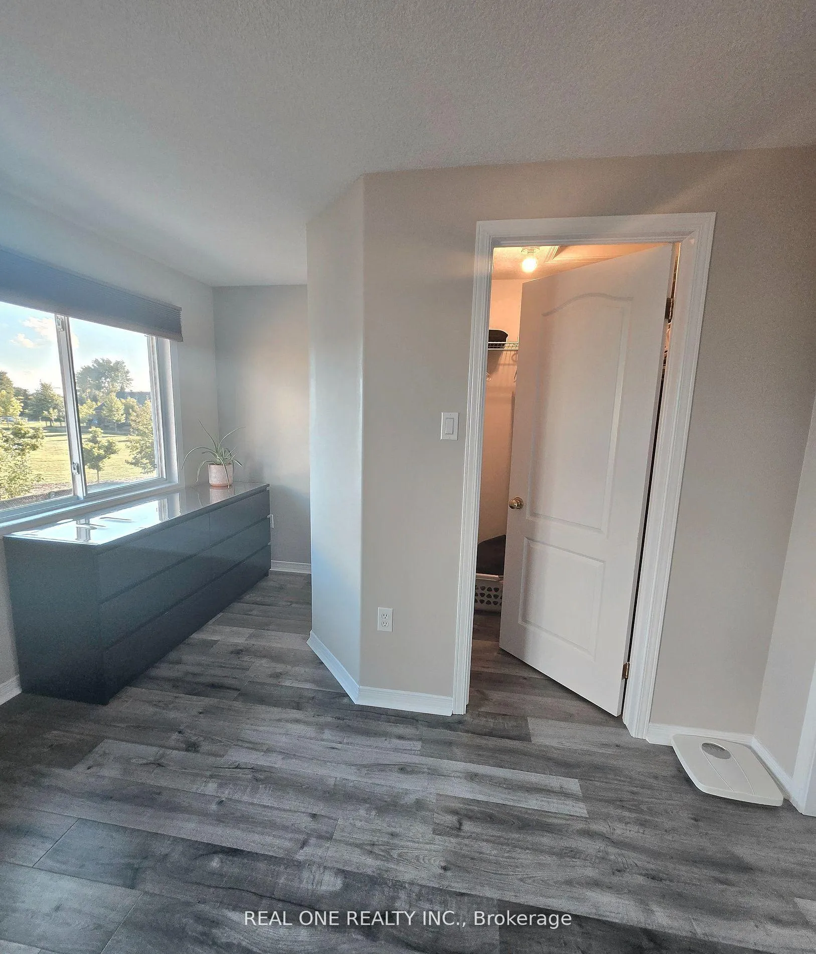 Photo 19 of 43 Shephard Avenue, New Tecumseth, Alliston — HOMEH