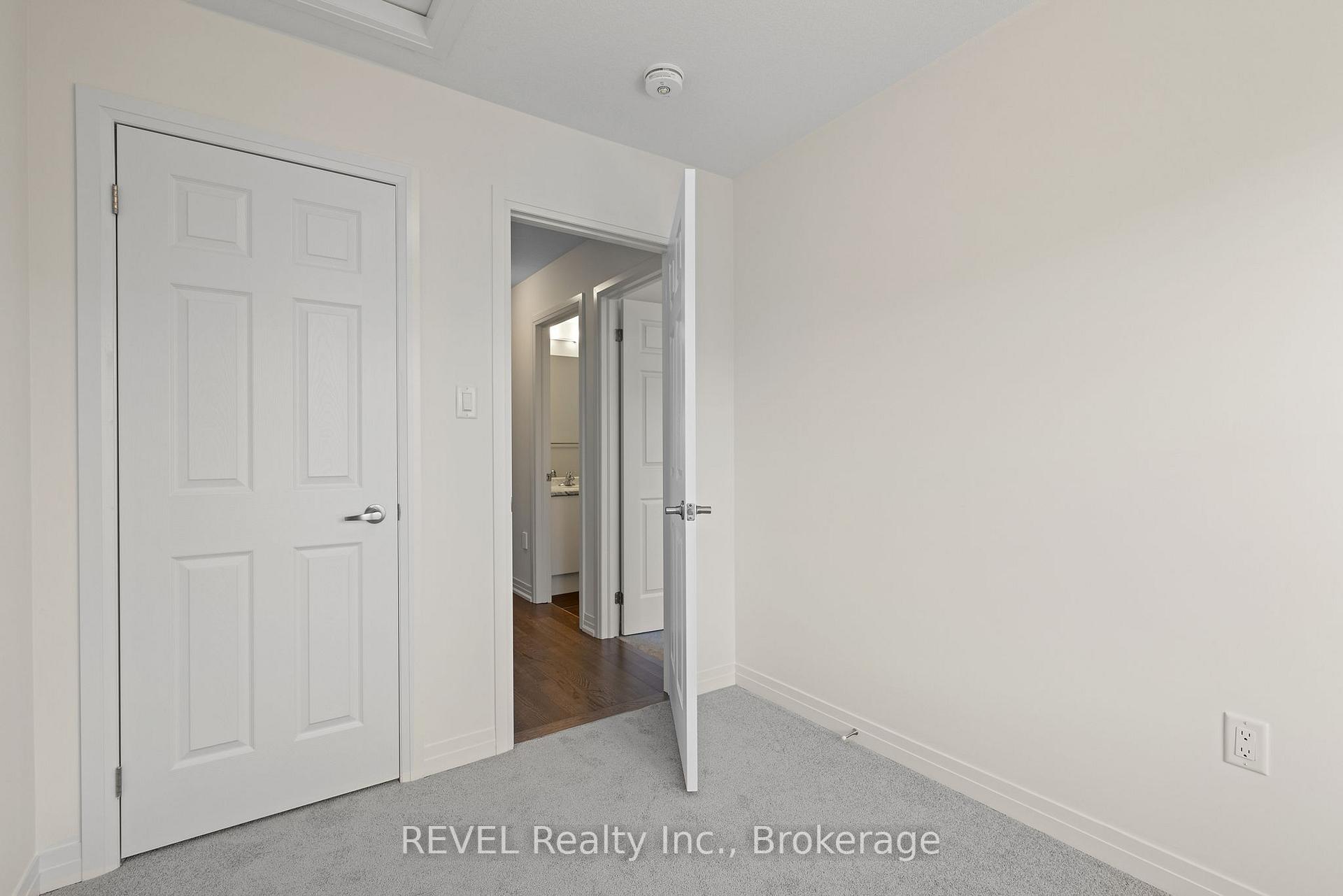 Photo 24 of 39 Lilac Lane, Springwater, Midhurst — HOMEH