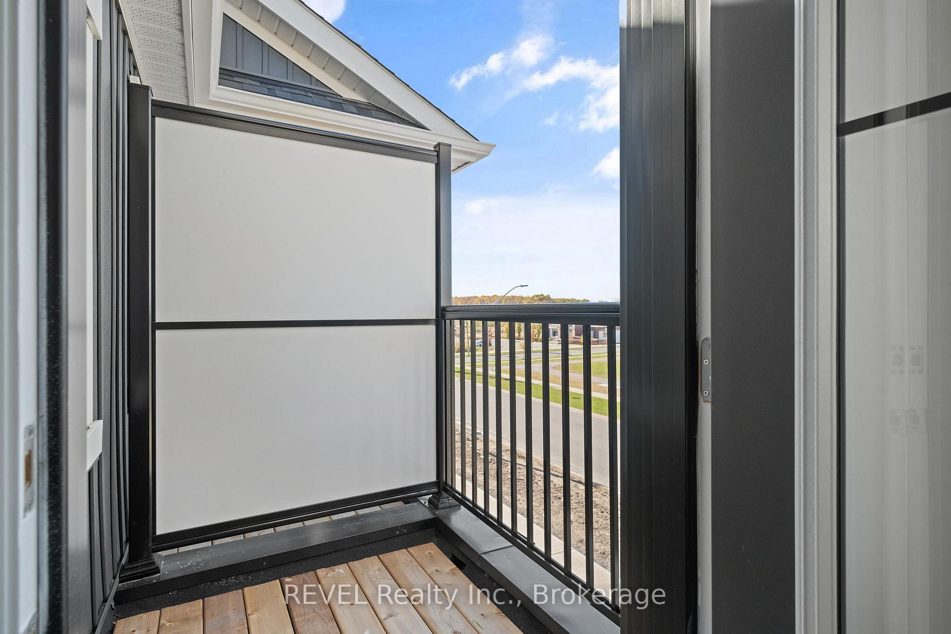 Photo 31 of 39 Lilac Lane, Springwater, Midhurst — HOMEH