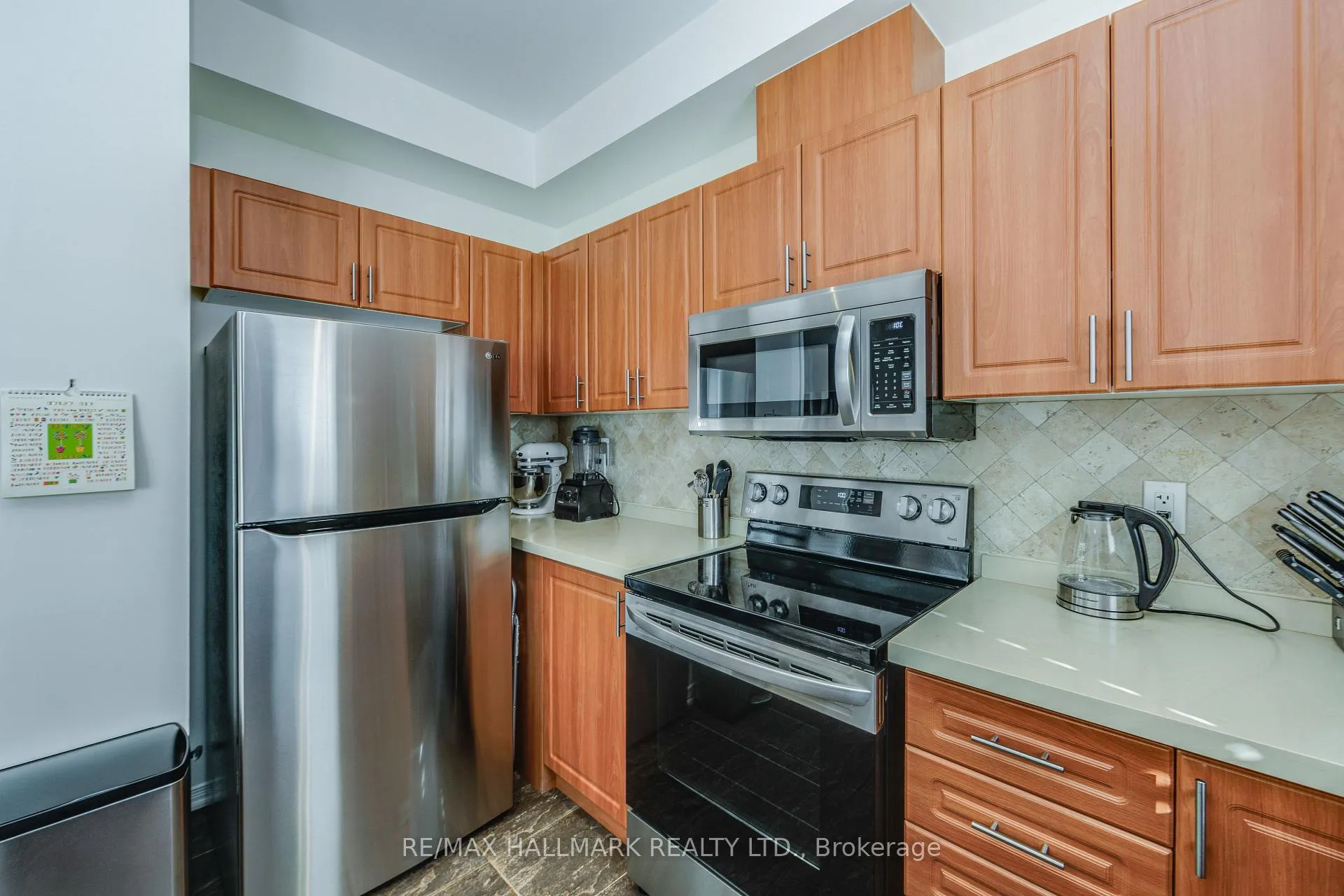 Photo 8 of 10 Filmic Lane, Toronto, South Riverdale — HOMEH