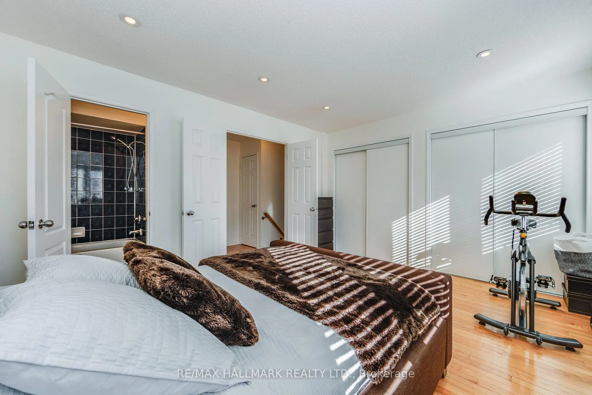 Photo 17 of 10 Filmic Lane, Toronto, South Riverdale — HOMEH