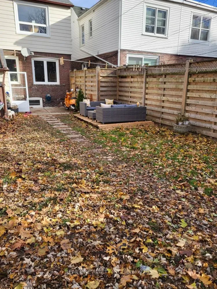 Photo 12 of Unit 1, 124 malvern Avenue, Toronto, East End-Danforth — HOMEH