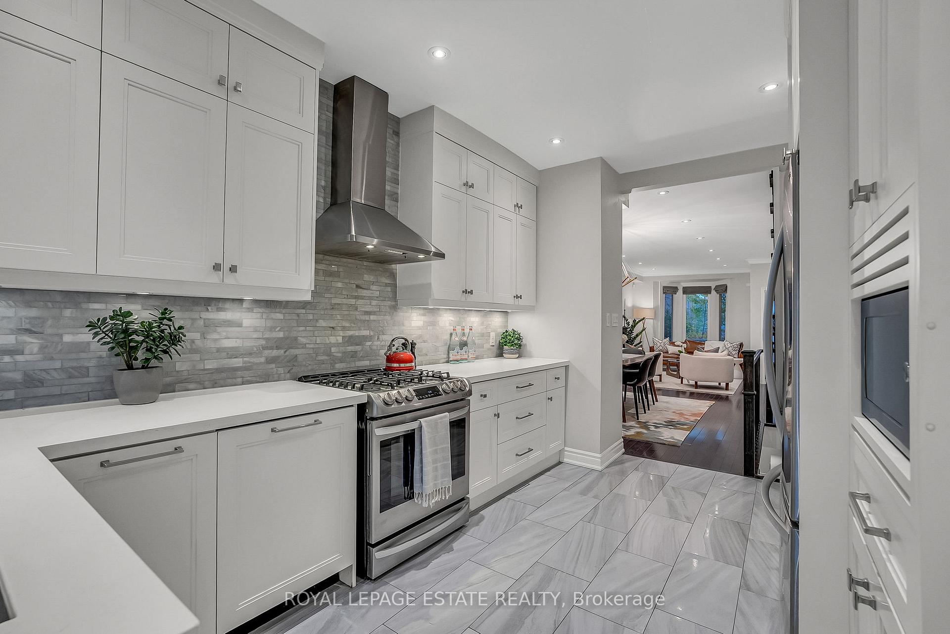 Photo 18 of 180 Withrow Avenue, Toronto, North Riverdale — HOMEH