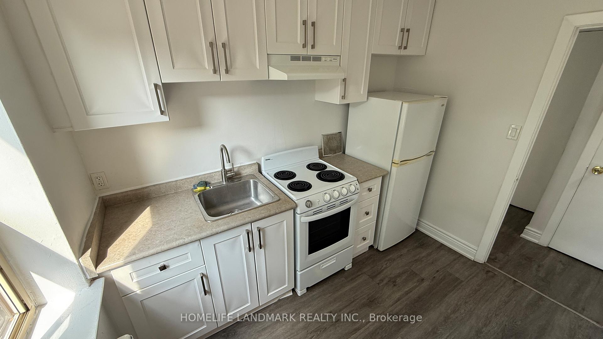 Photo 7 of Unit 104, 676 Mount Pleasant Road, Toronto, Mount Pleasant West — HOMEH