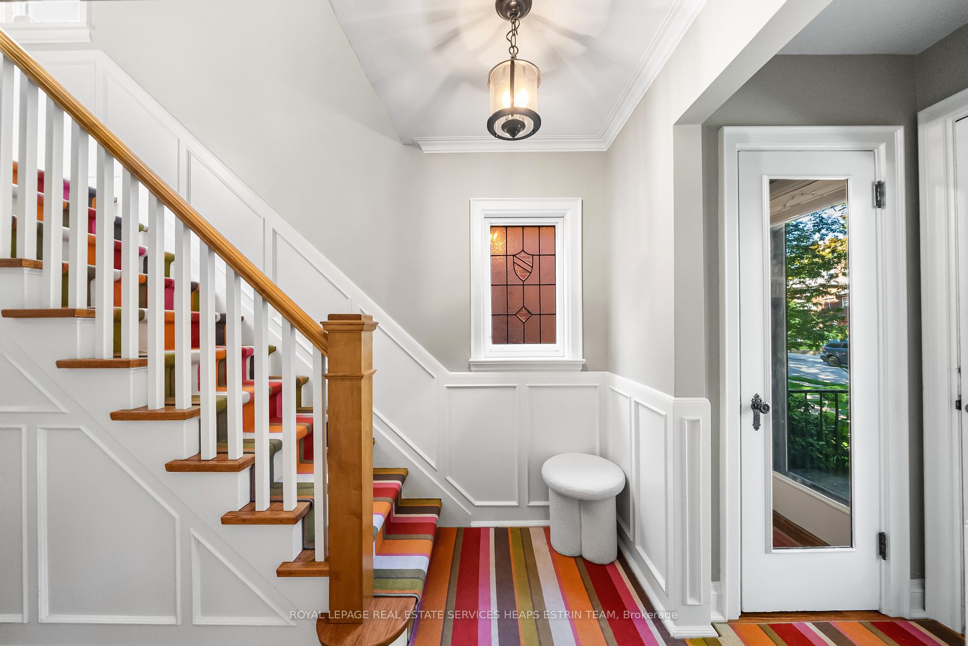 Photo 3 of 35 Leadale Avenue, Toronto, Leaside — HOMEH