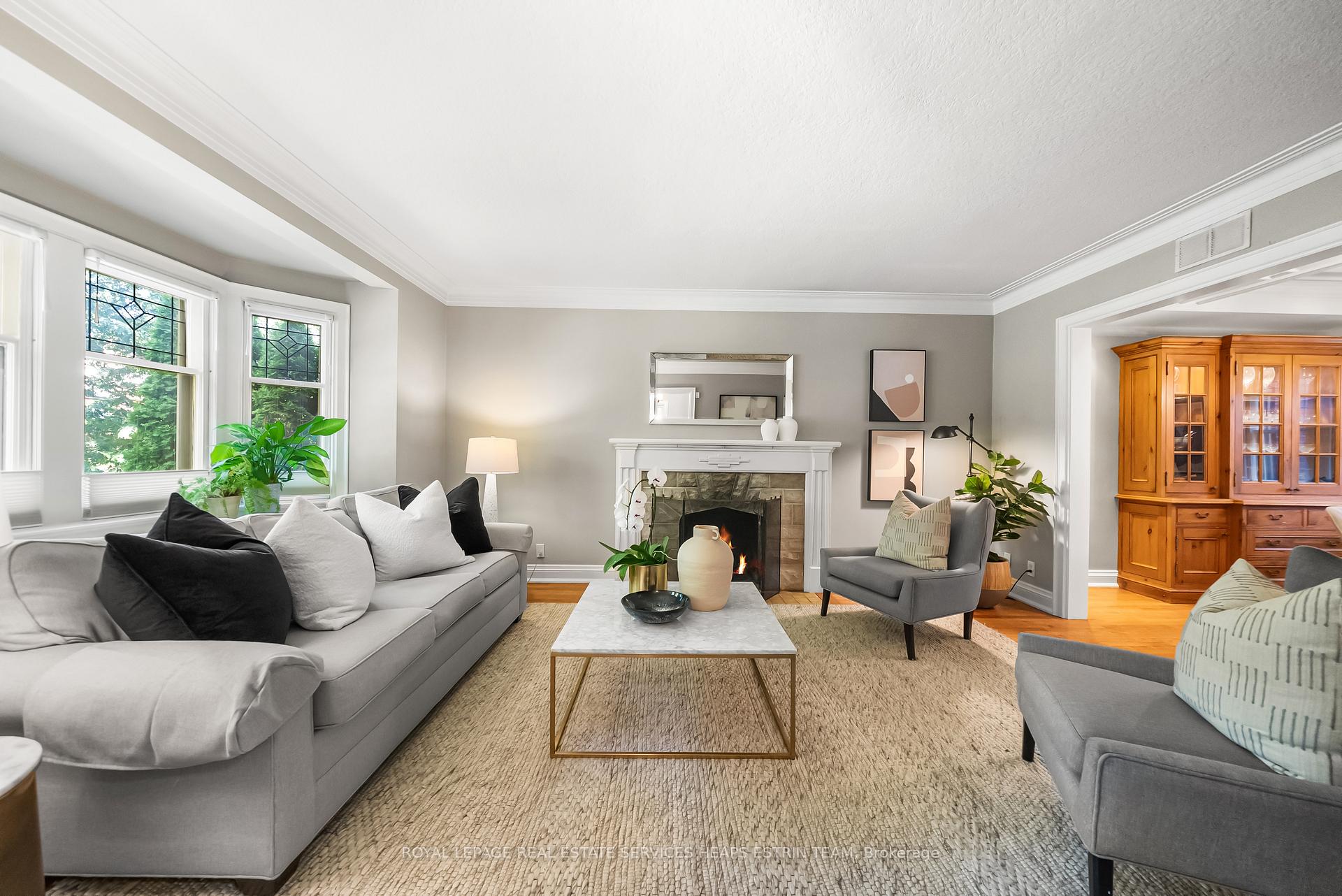 Photo 4 of 35 Leadale Avenue, Toronto, Leaside — HOMEH