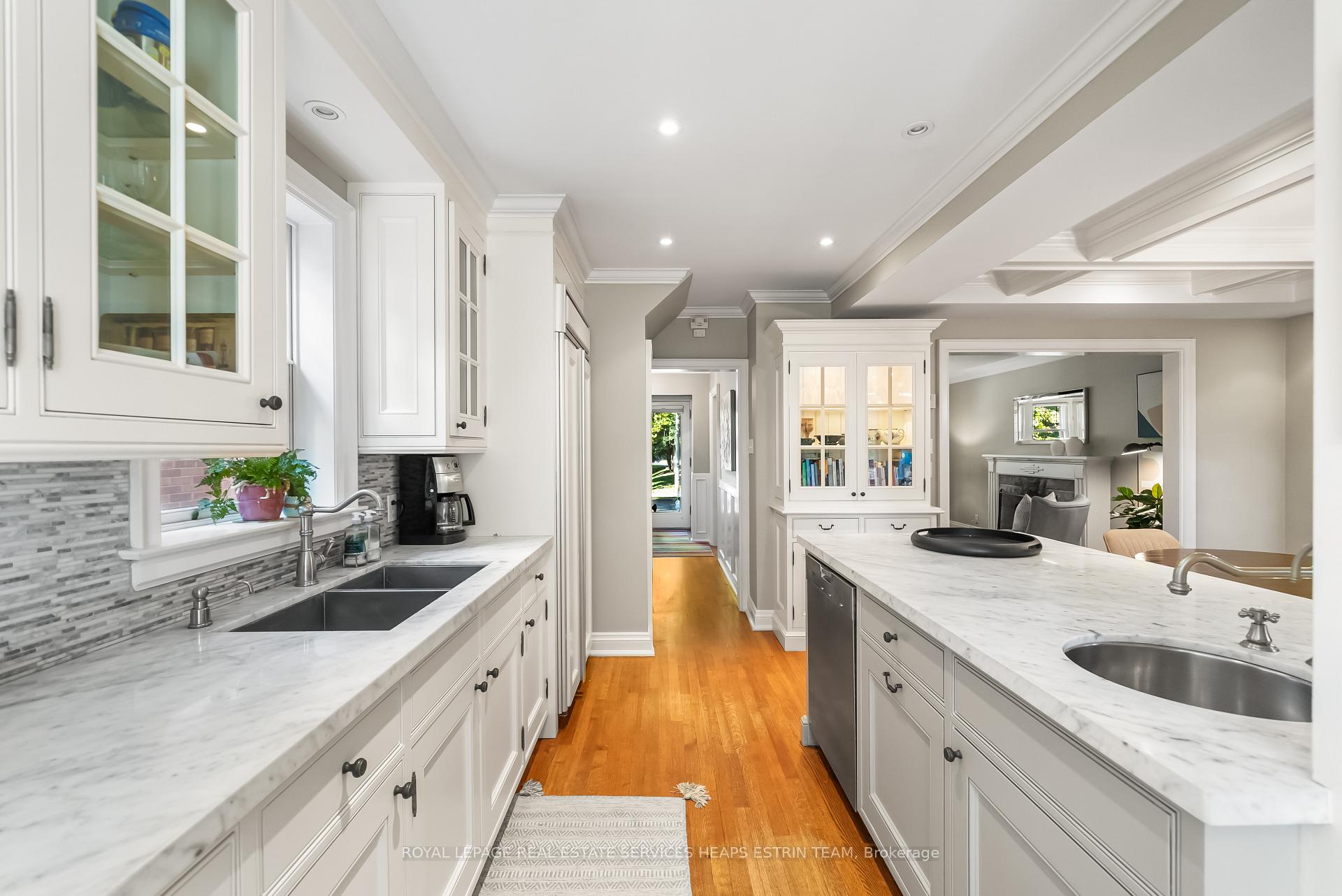 Photo 12 of 35 Leadale Avenue, Toronto, Leaside — HOMEH