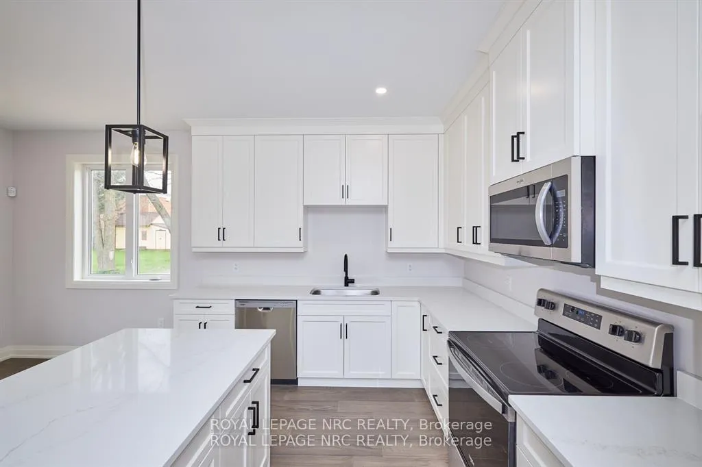 Photo 7 of 149 Hodgkins Avenue, Thorold, Allanburg/Thorold South — HOMEH