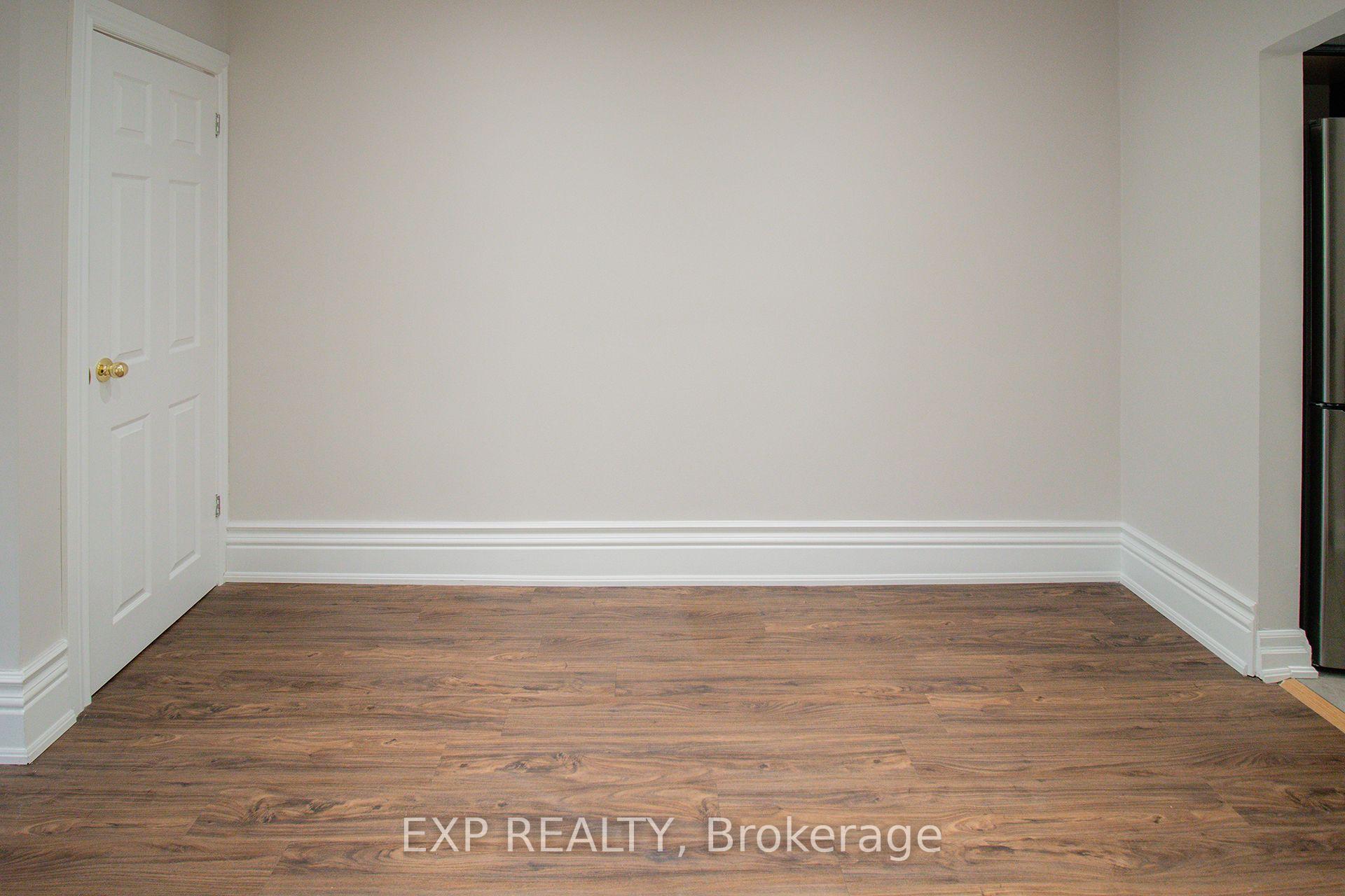Photo 5 of Unit 2B, 875 Millwood Road, Toronto, Leaside — HOMEH