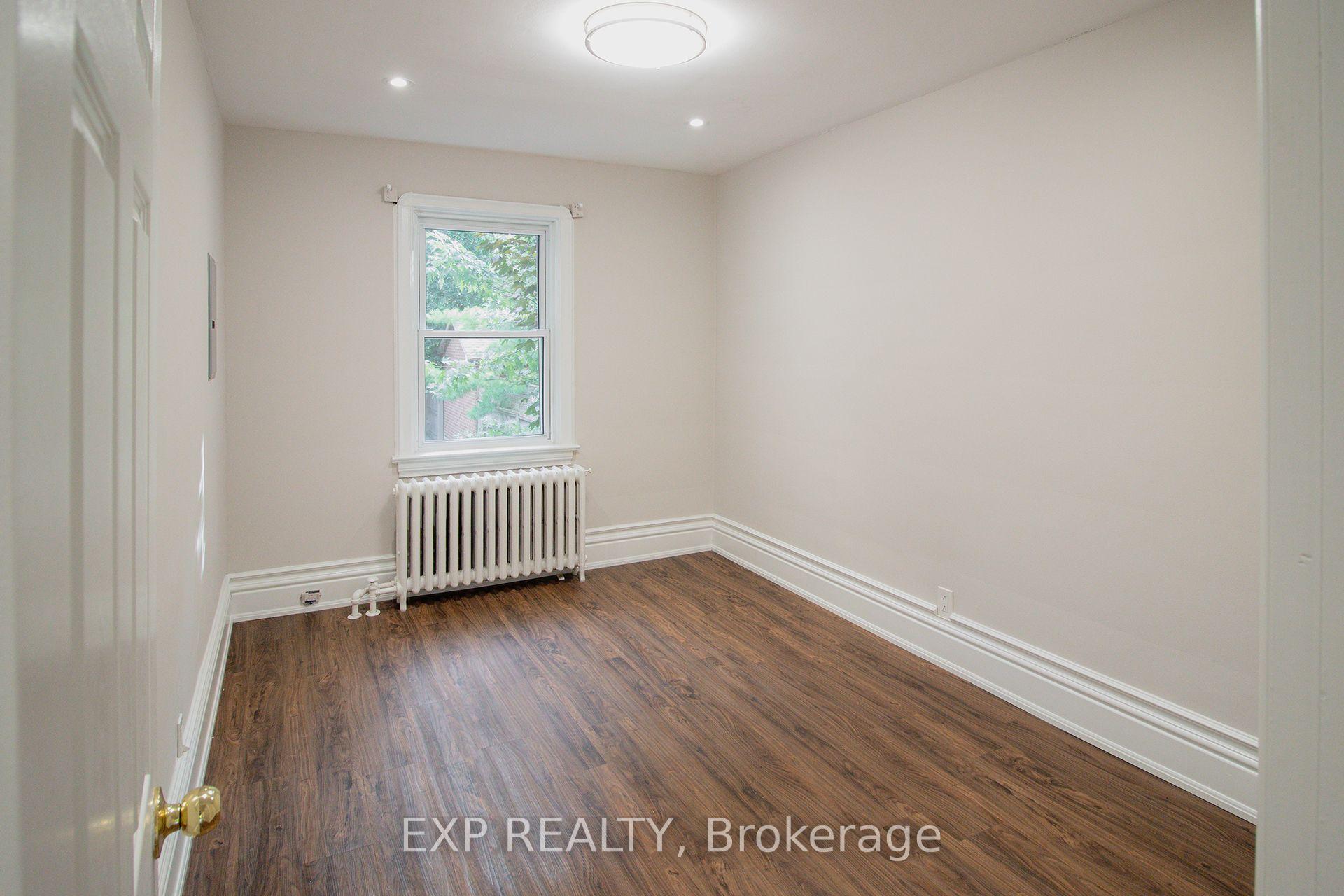 Photo 10 of Unit 2B, 875 Millwood Road, Toronto, Leaside — HOMEH
