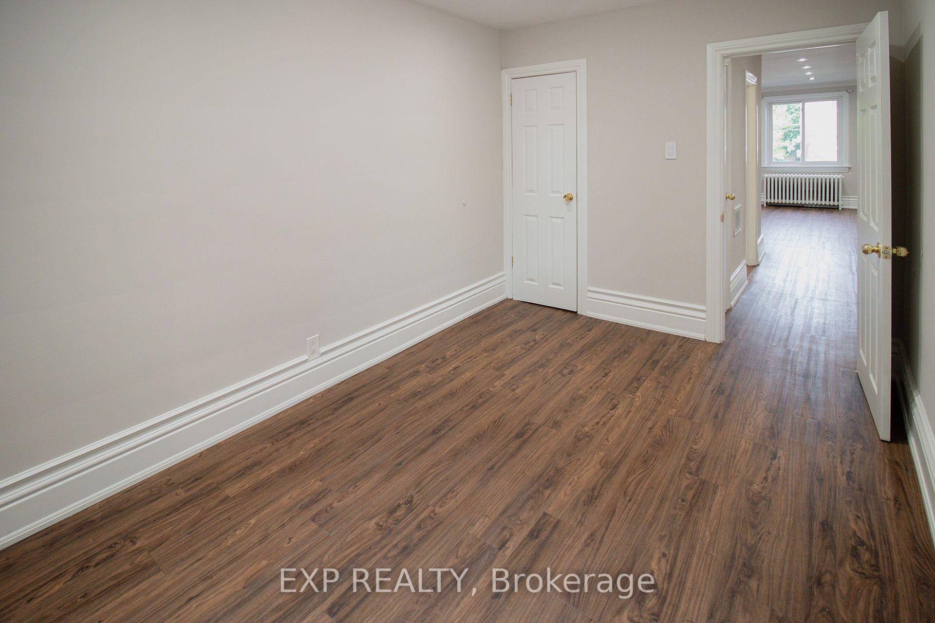 Photo 11 of Unit 2B, 875 Millwood Road, Toronto, Leaside — HOMEH
