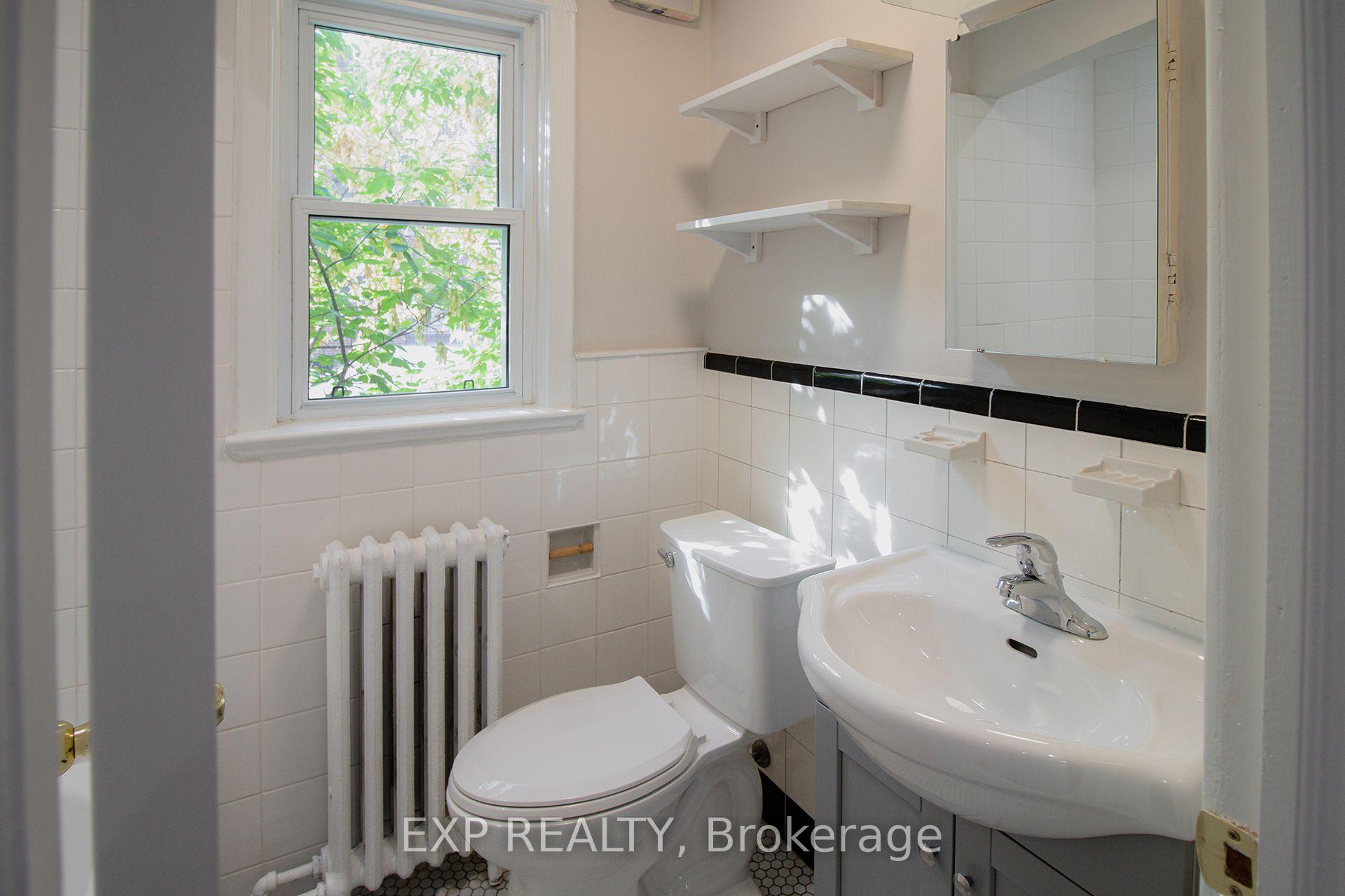 Photo 15 of Unit 2B, 875 Millwood Road, Toronto, Leaside — HOMEH