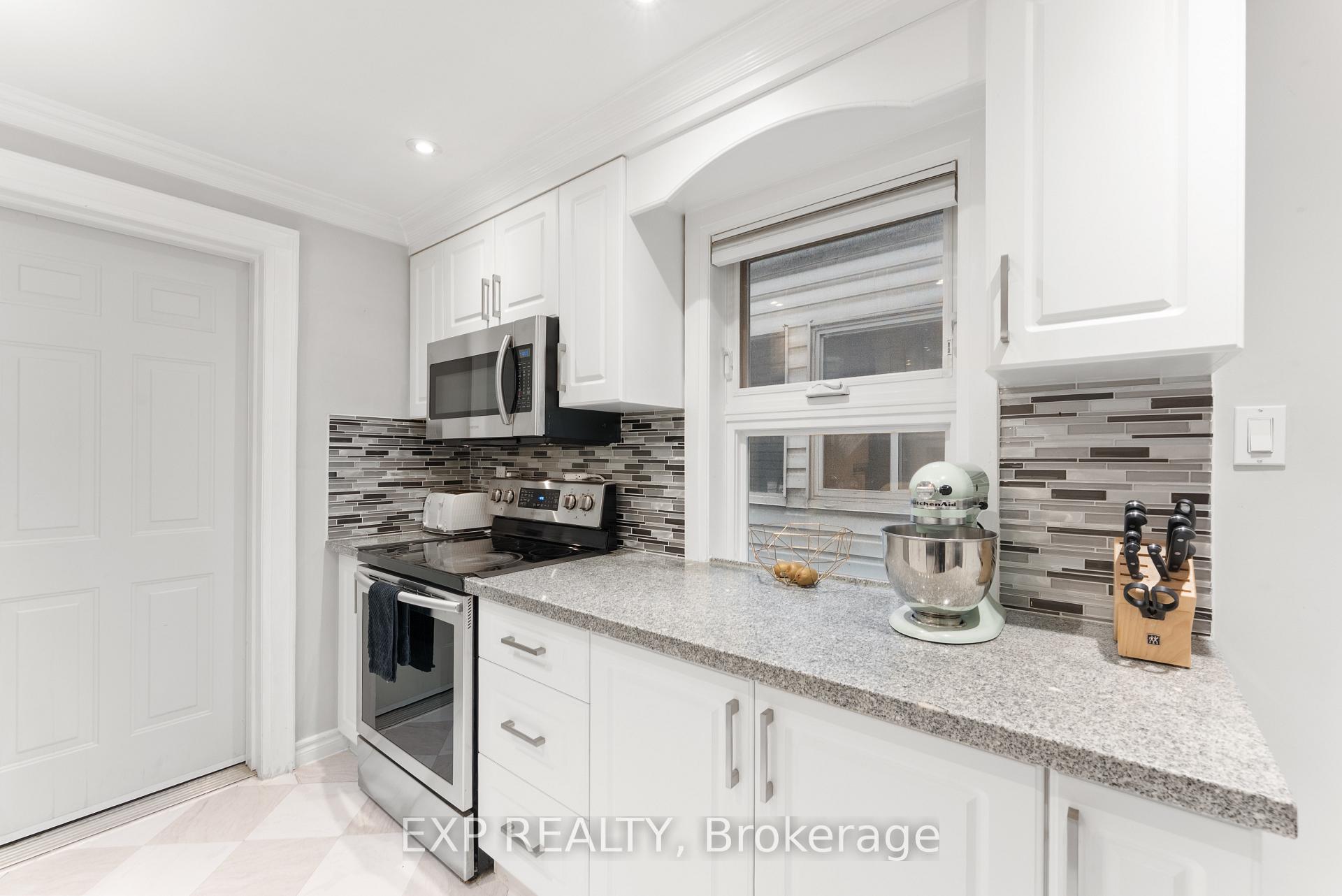Photo 11 of 1702 Dundas Street E, Toronto, Greenwood-Coxwell — HOMEH