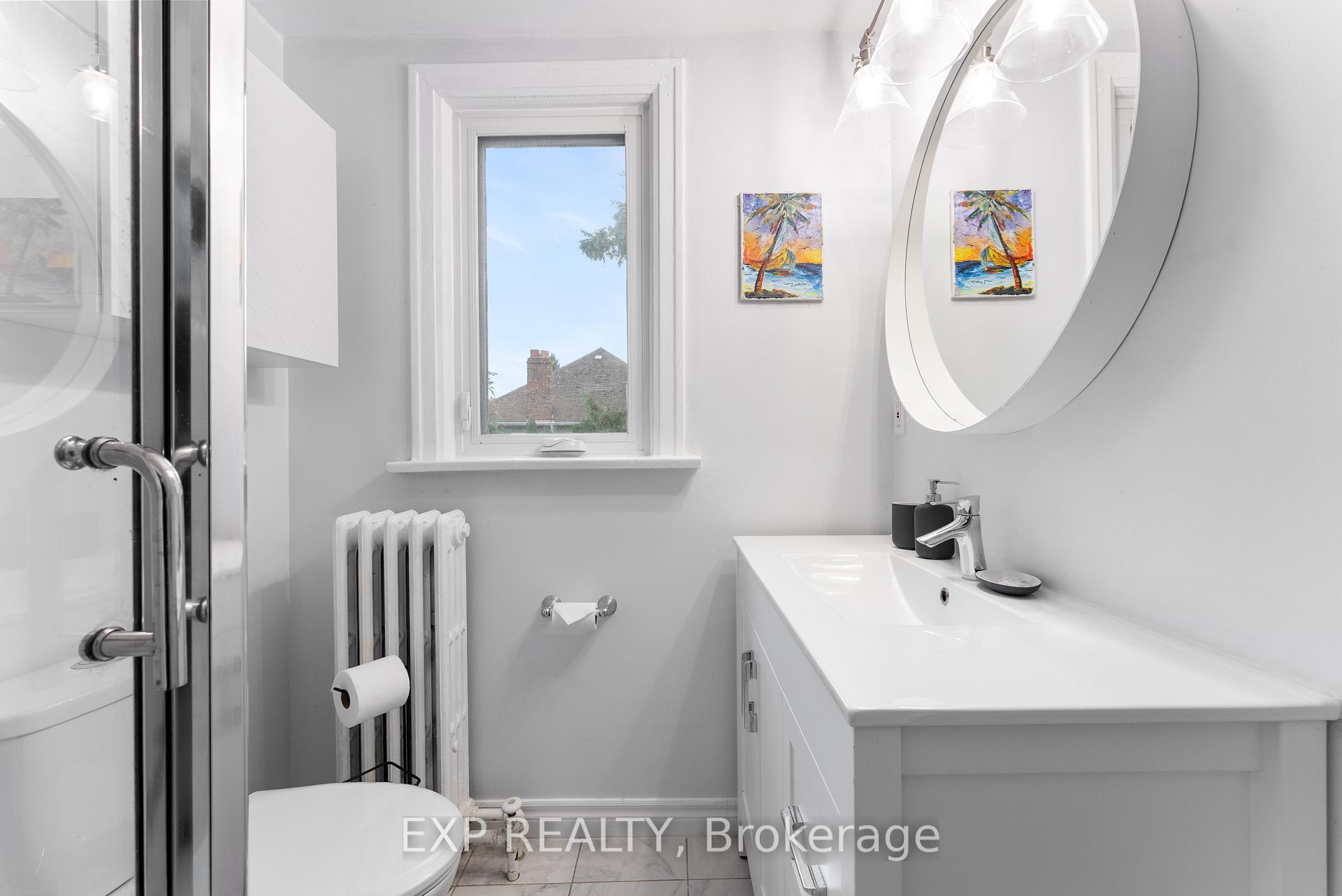 Photo 29 of 1702 Dundas Street E, Toronto, Greenwood-Coxwell — HOMEH