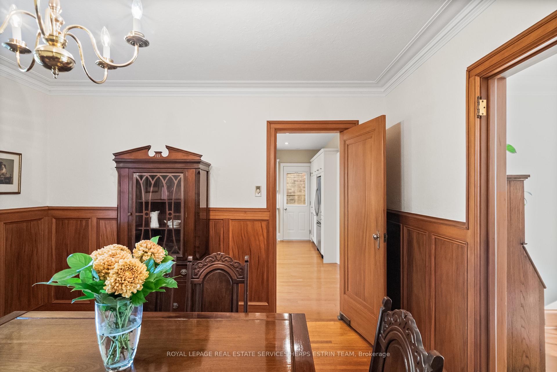 Photo 9 of 57 Fleming Crescent, Toronto, Leaside — HOMEH