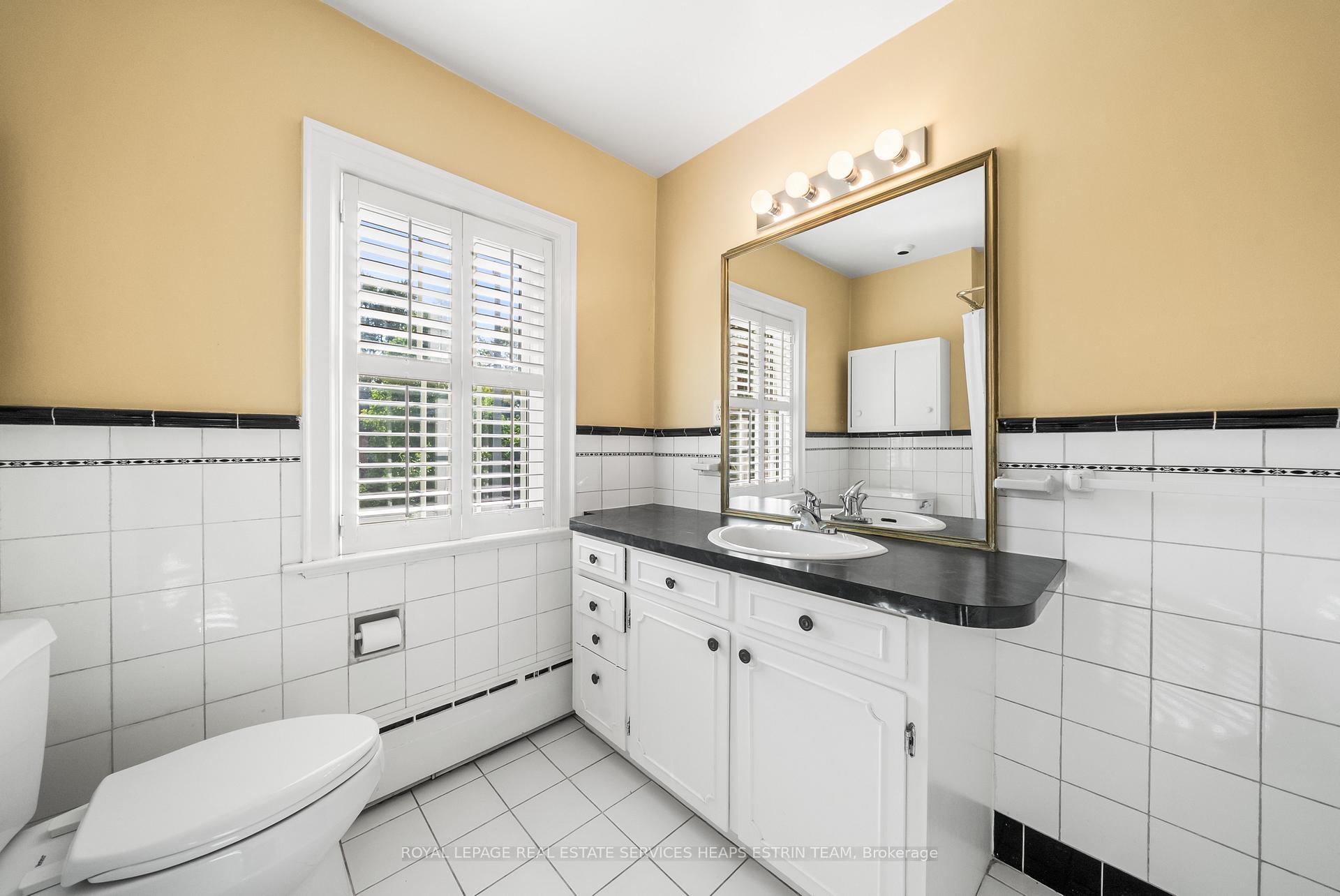 Photo 26 of 57 Fleming Crescent, Toronto, Leaside — HOMEH
