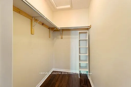 Photo 20 of 24 Whitefish Crescent, Hamilton, Lakeshore — HOMEH