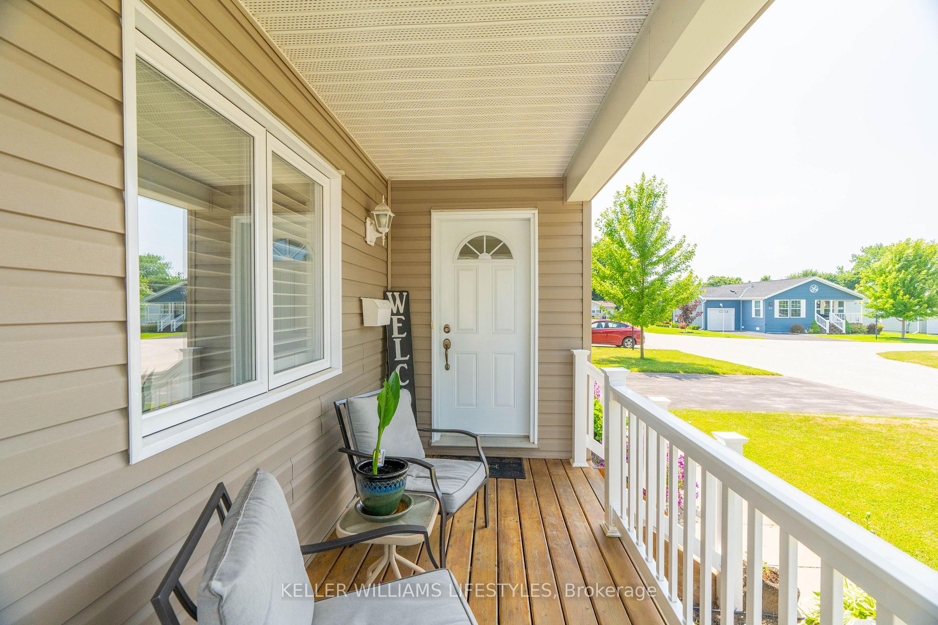 Photo 10 of 32 Bond Street, Strathroy-Caradoc, SE — HOMEH