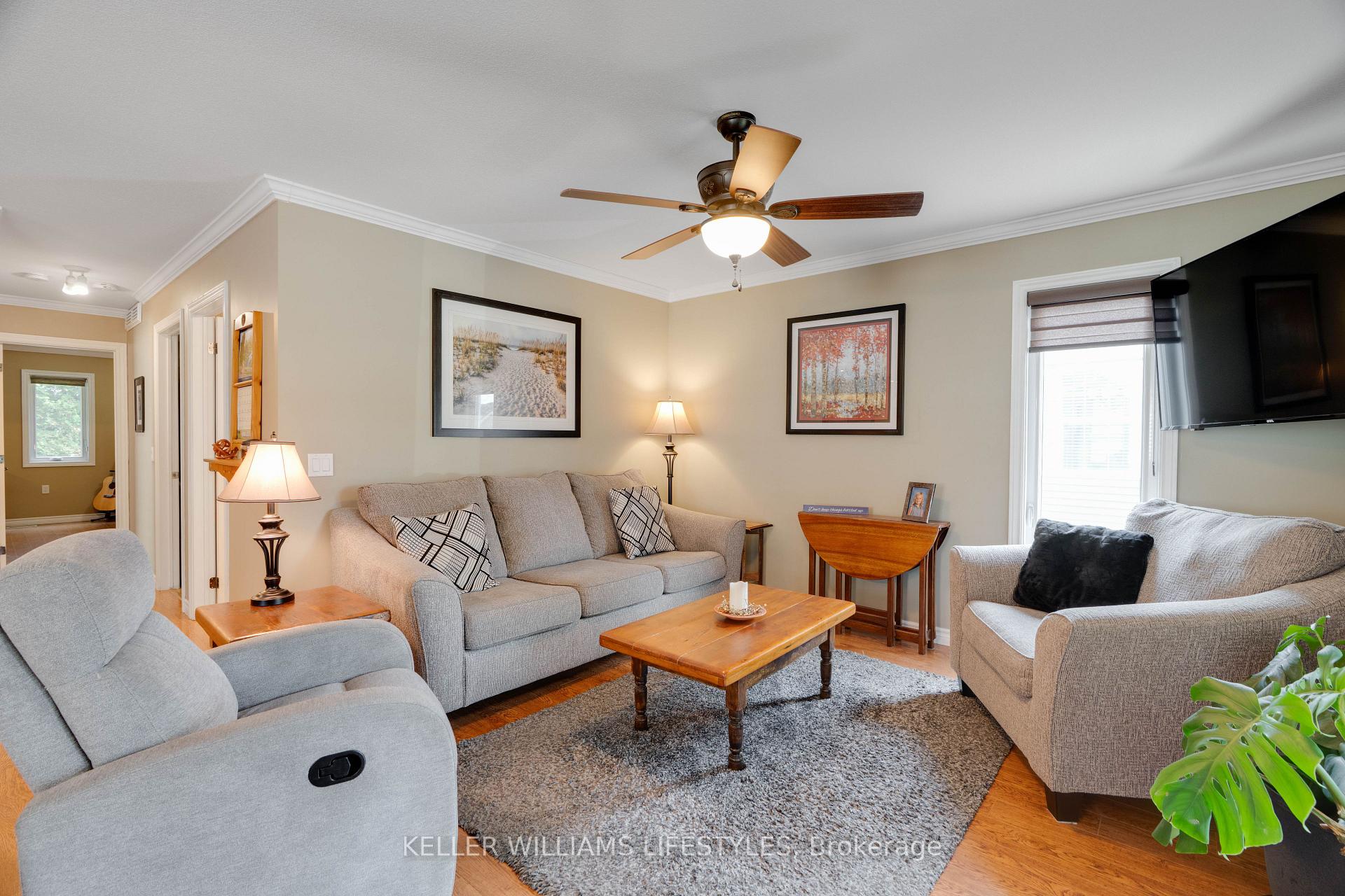 Photo 14 of 32 Bond Street, Strathroy-Caradoc, SE — HOMEH