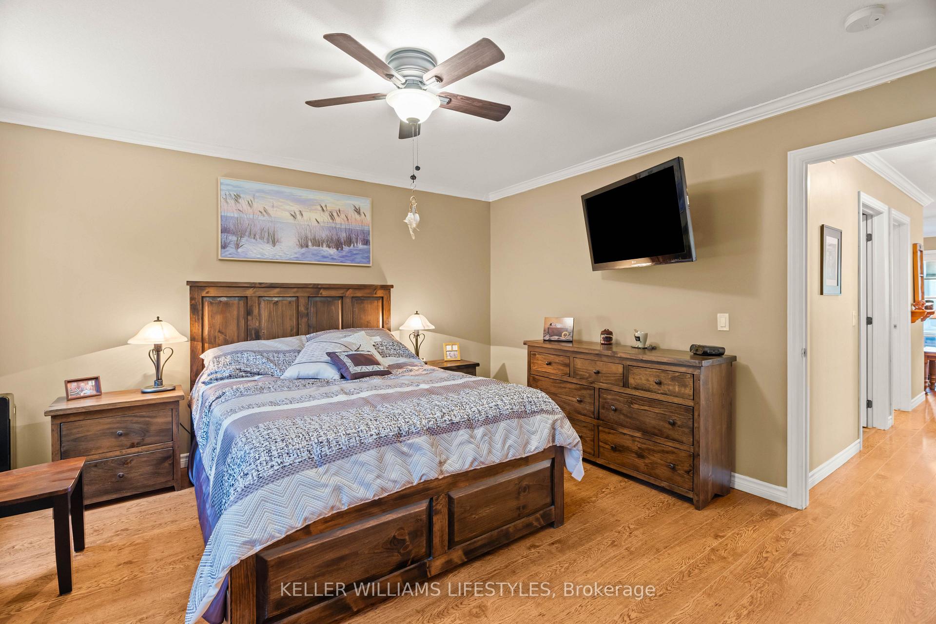Photo 22 of 32 Bond Street, Strathroy-Caradoc, SE — HOMEH