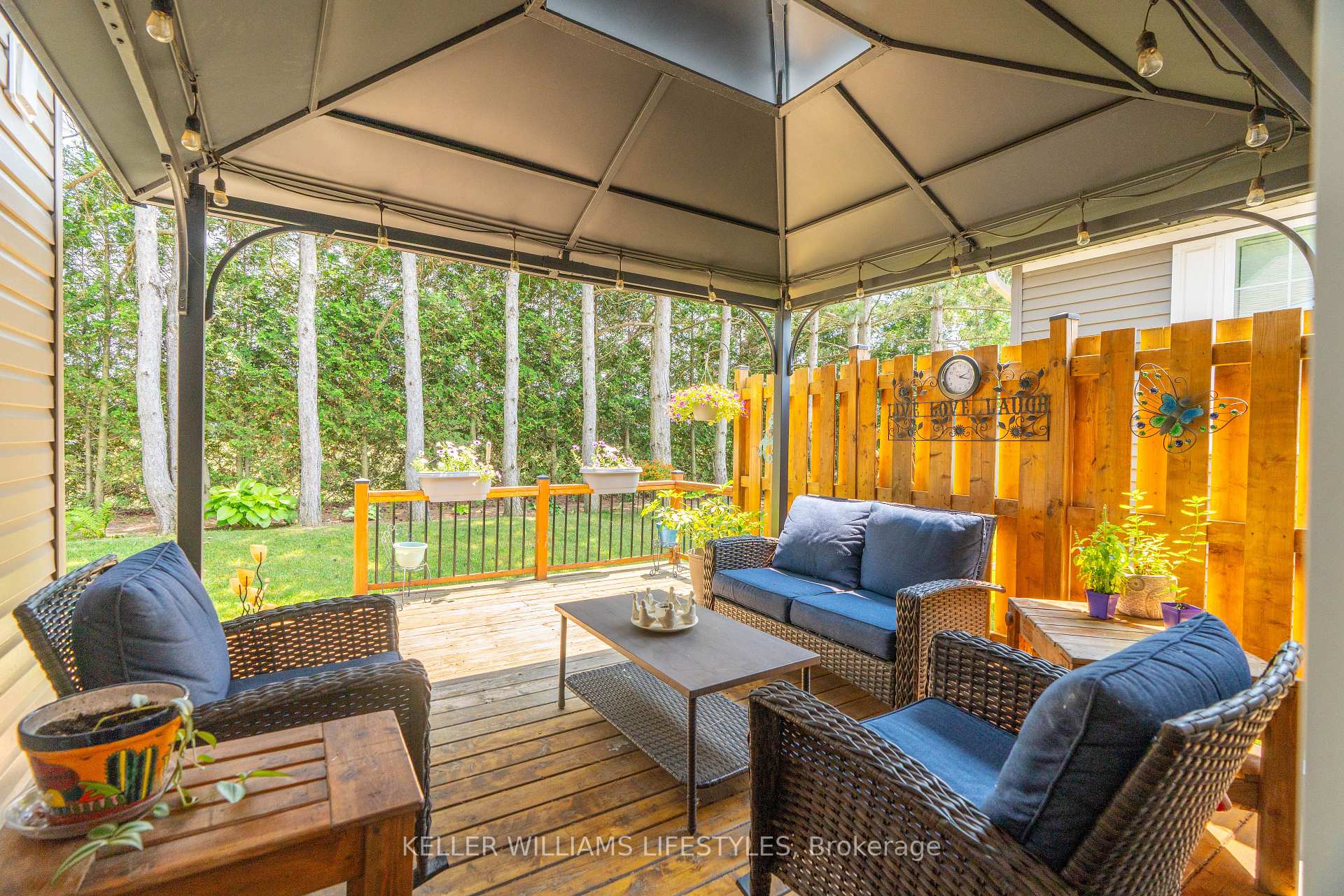 Photo 34 of 32 Bond Street, Strathroy-Caradoc, SE — HOMEH