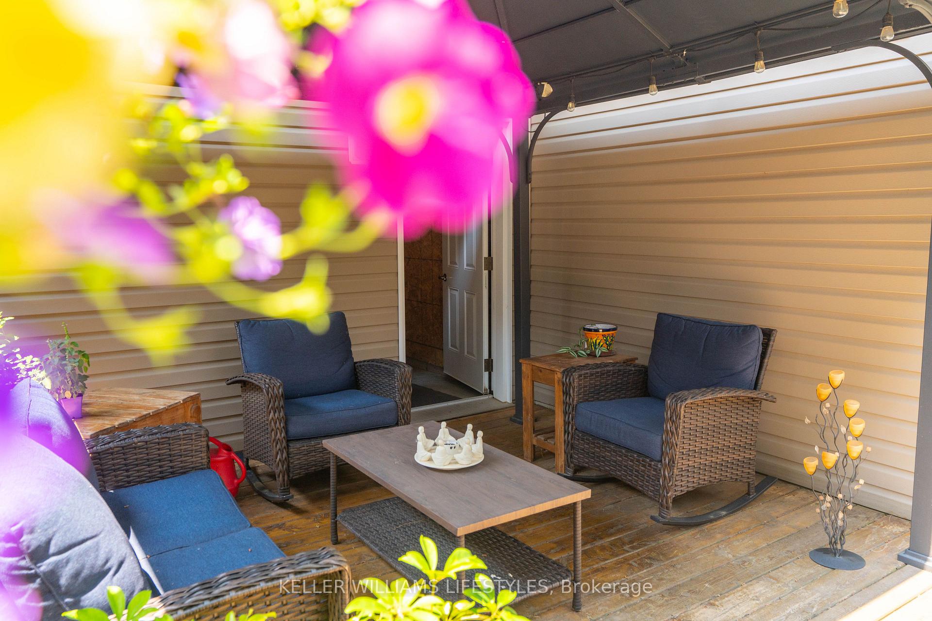 Photo 36 of 32 Bond Street, Strathroy-Caradoc, SE — HOMEH