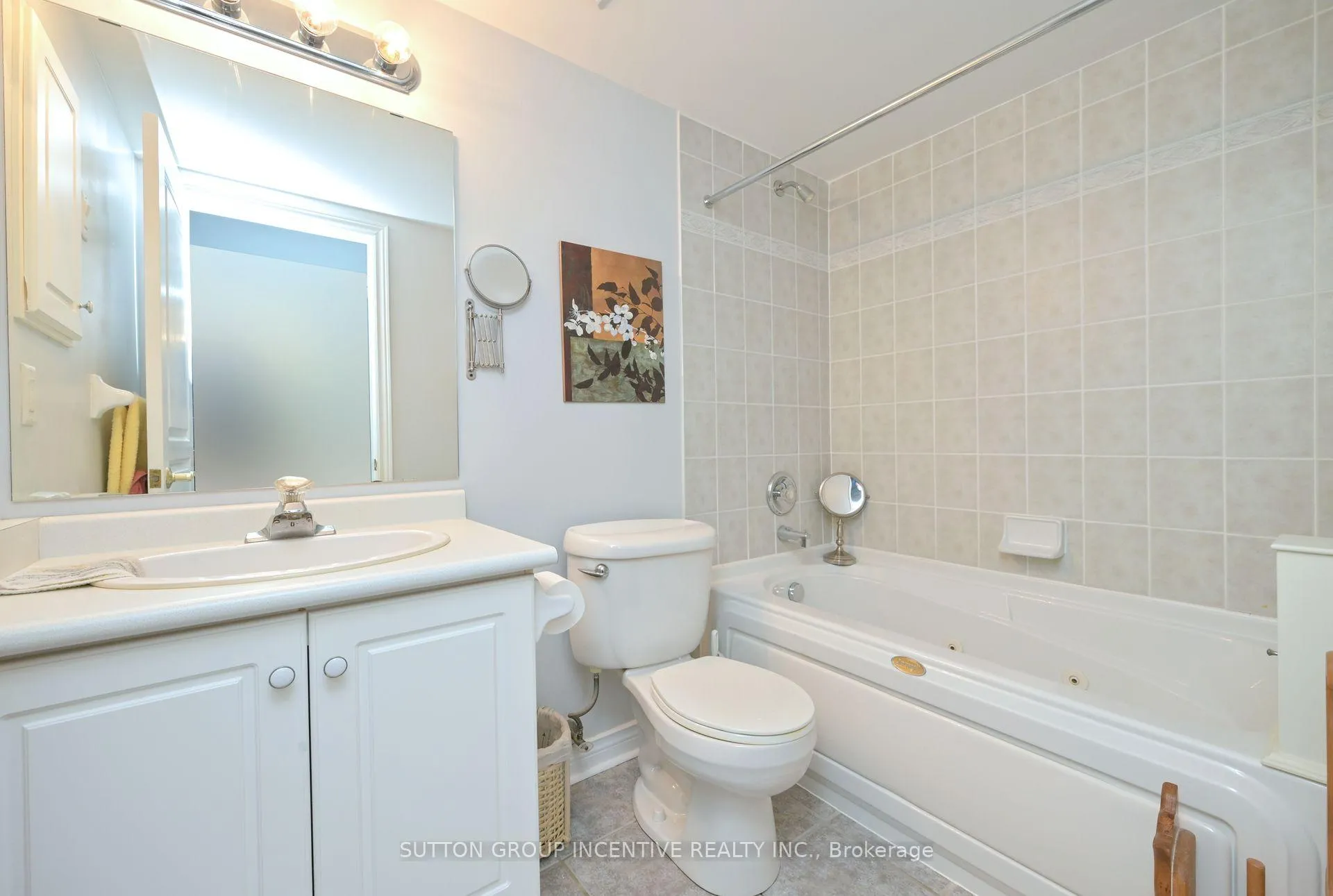 Photo 19 of Unit 311, 4 Briar Hill Heights, New Tecumseth, Rural New Tecumseth — HOMEH