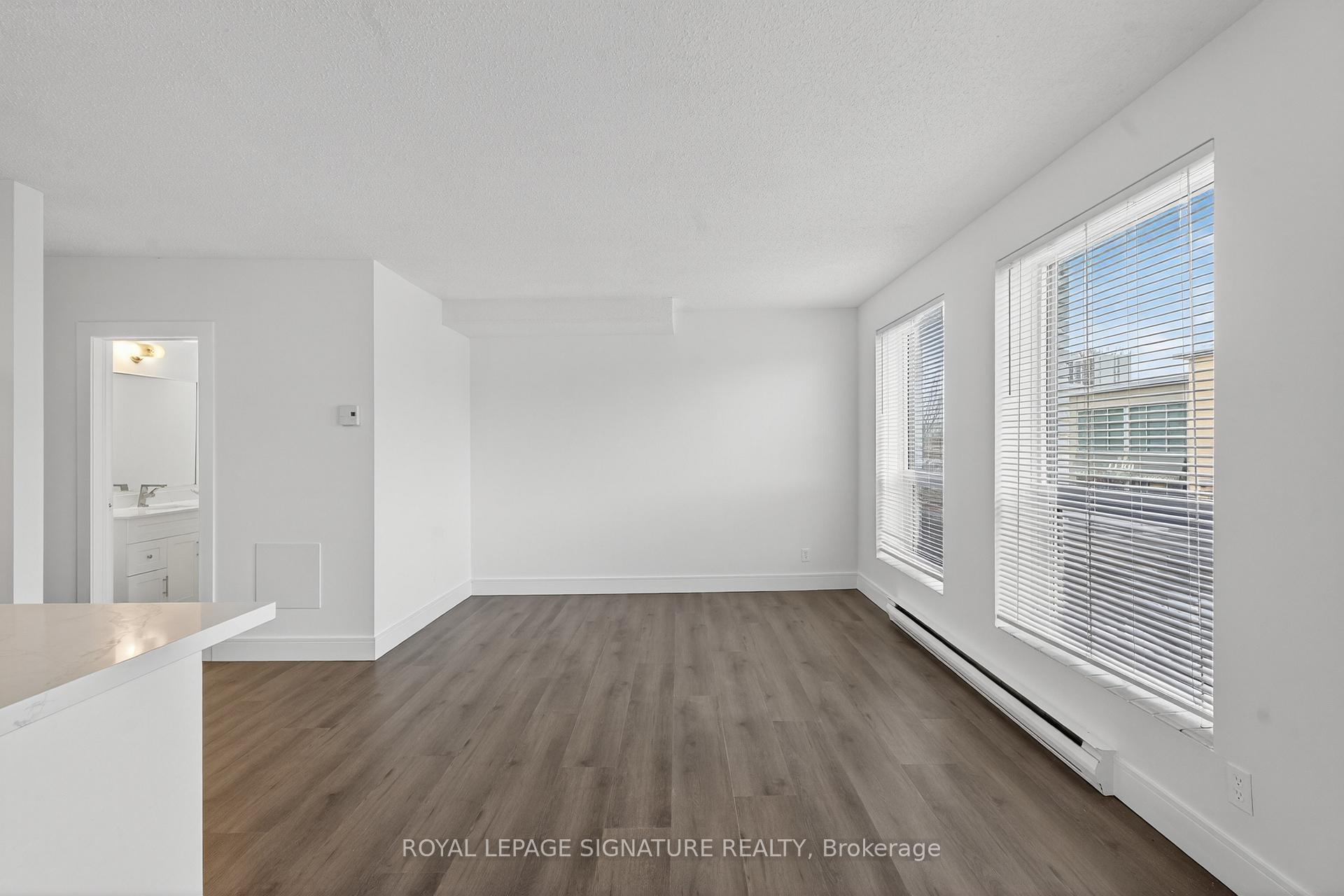 Photo 5 of Unit 3, 215 Danforth Avenue, Toronto, North Riverdale — HOMEH