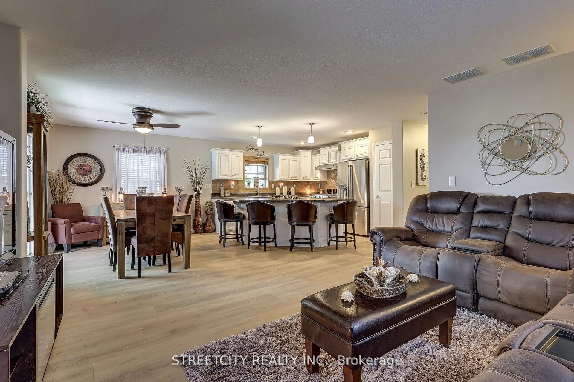 Photo 8 of 481 Richard Crescent, Strathroy-Caradoc, SE — HOMEH