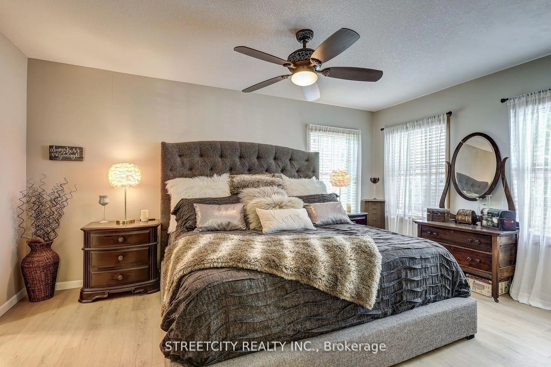 Photo 21 of 481 Richard Crescent, Strathroy-Caradoc, SE — HOMEH