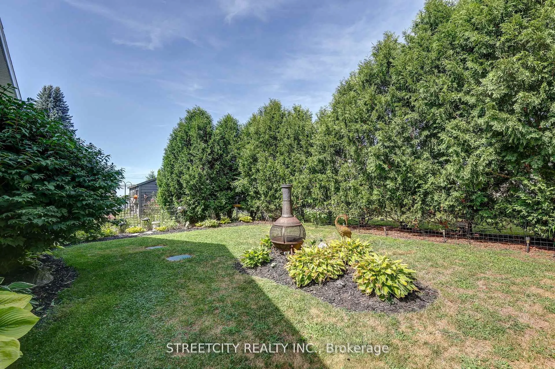 Photo 27 of 481 Richard Crescent, Strathroy-Caradoc, SE — HOMEH