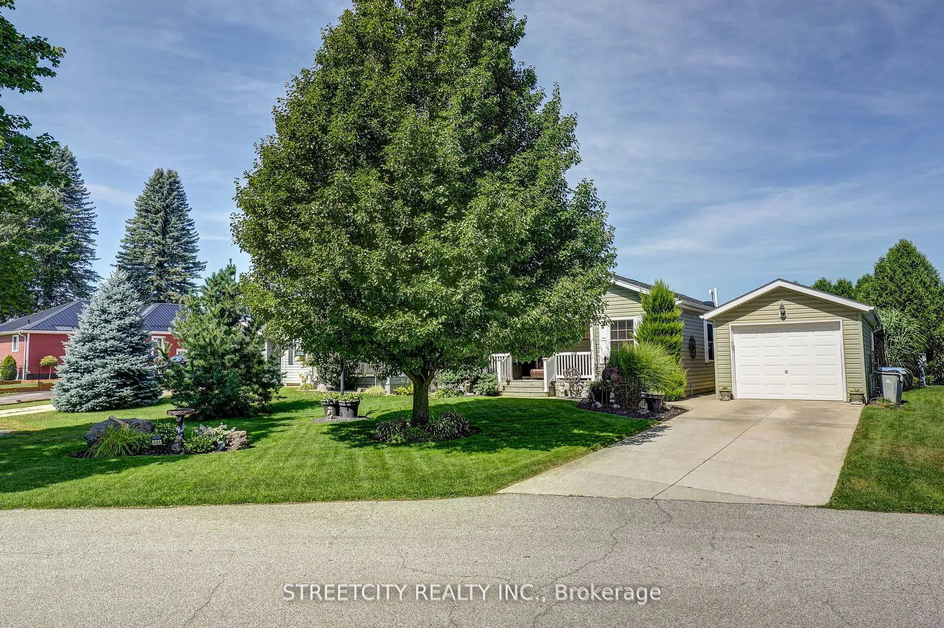 Photo 39 of 481 Richard Crescent, Strathroy-Caradoc, SE — HOMEH