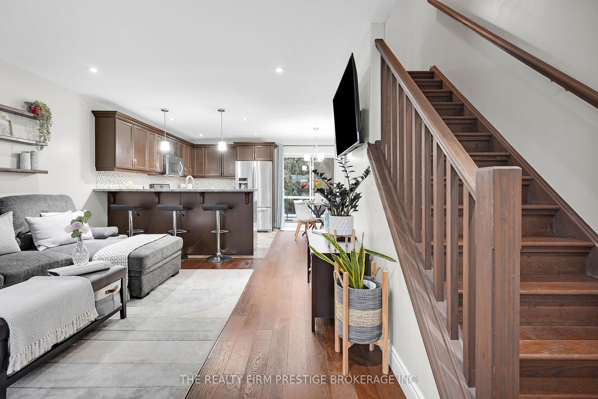 Photo 4 of 27 Willis Avenue, Strathroy-Caradoc, SE — HOMEH