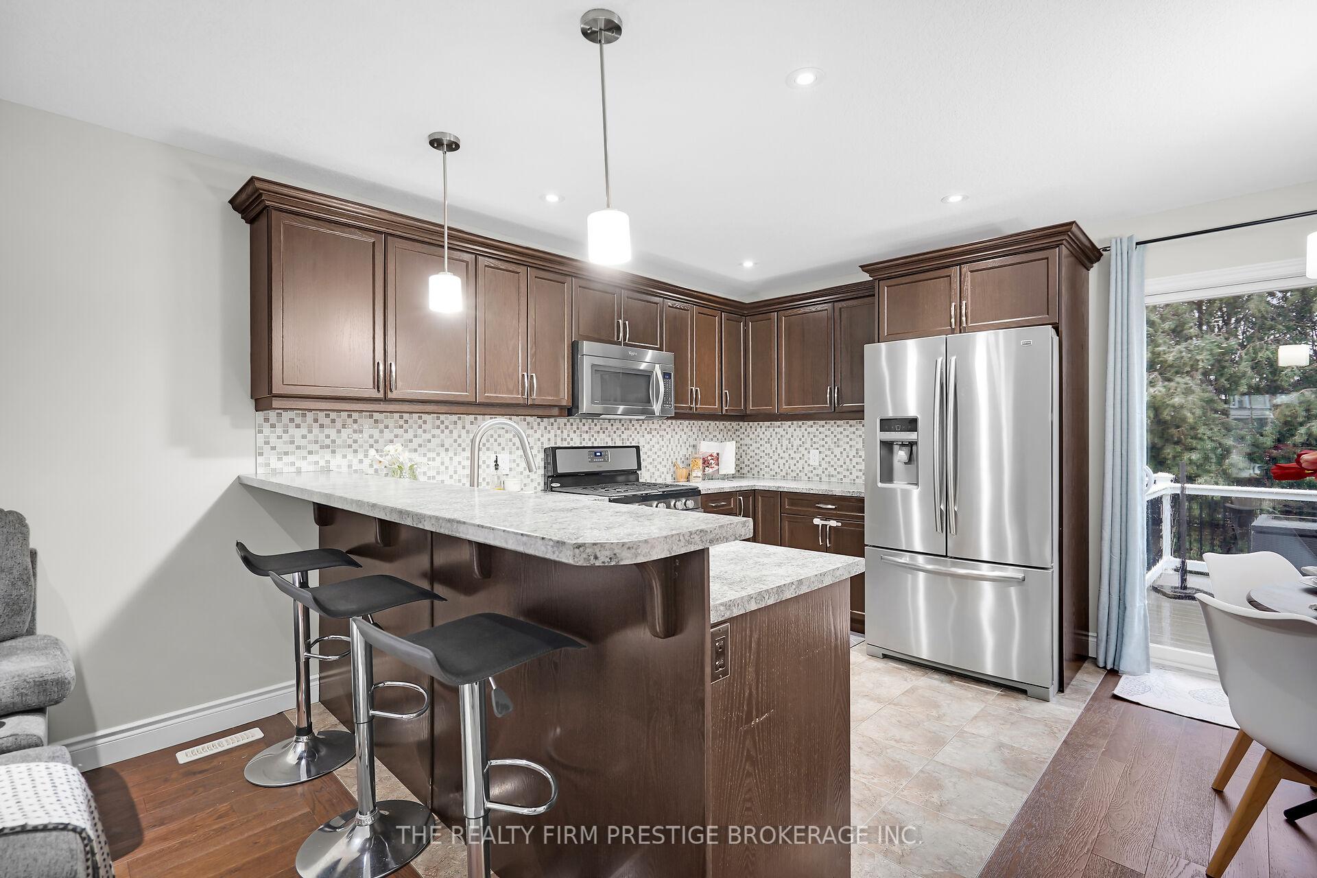 Photo 8 of 27 Willis Avenue, Strathroy-Caradoc, SE — HOMEH
