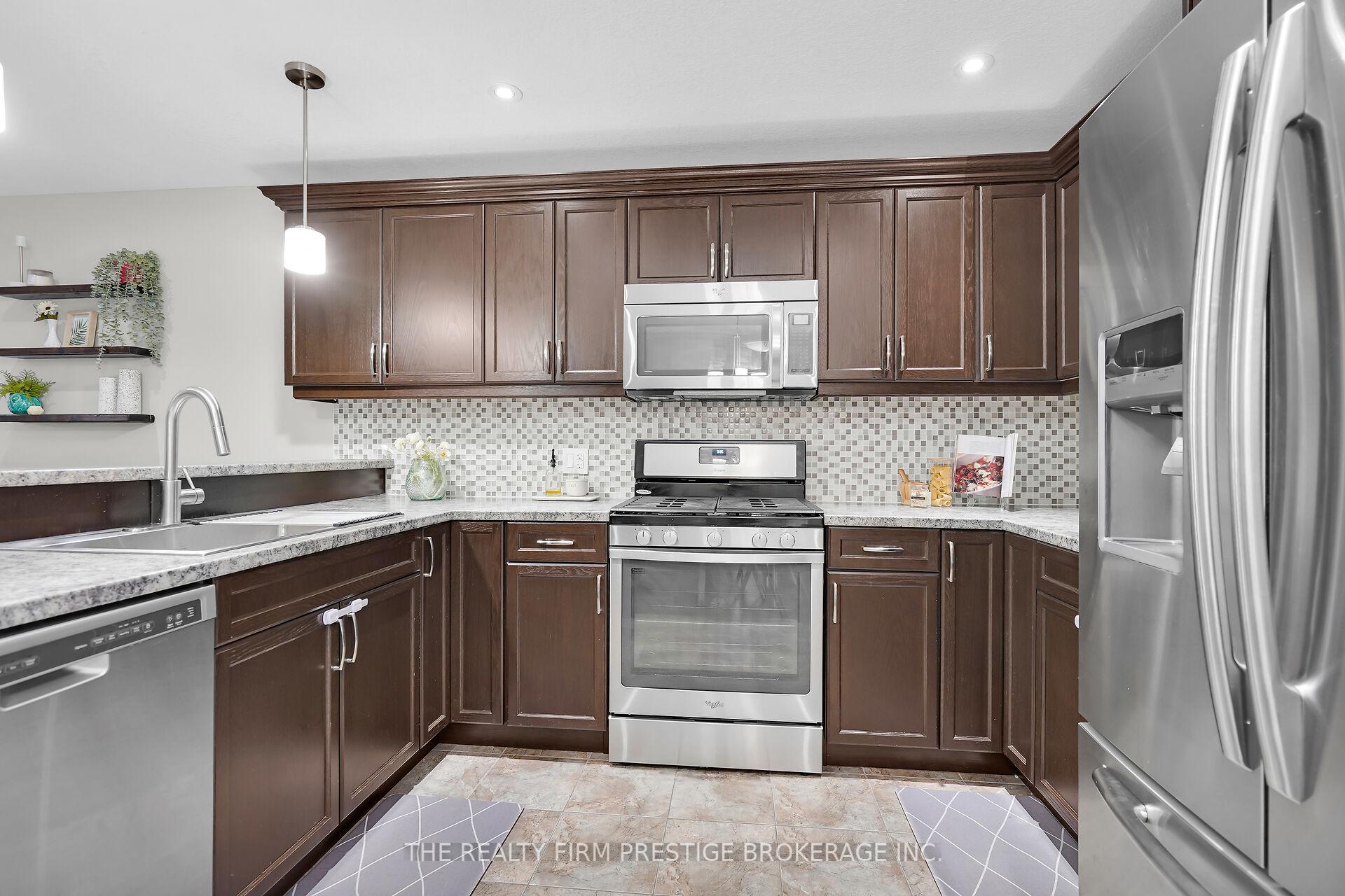 Photo 9 of 27 Willis Avenue, Strathroy-Caradoc, SE — HOMEH