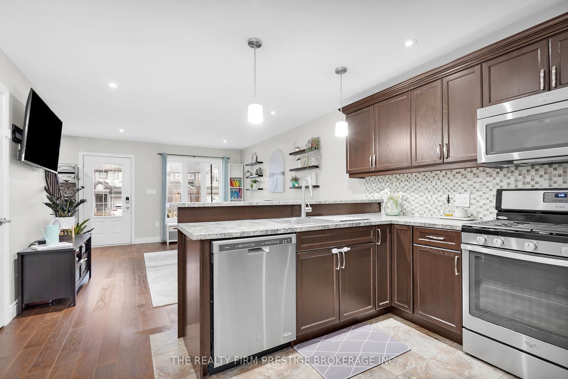 Photo 11 of 27 Willis Avenue, Strathroy-Caradoc, SE — HOMEH