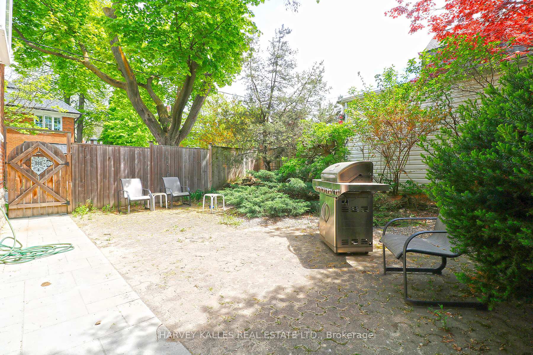 Photo 15 of Unit Upper, 95 Blythwood Road, Toronto, Mount Pleasant East — HOMEH