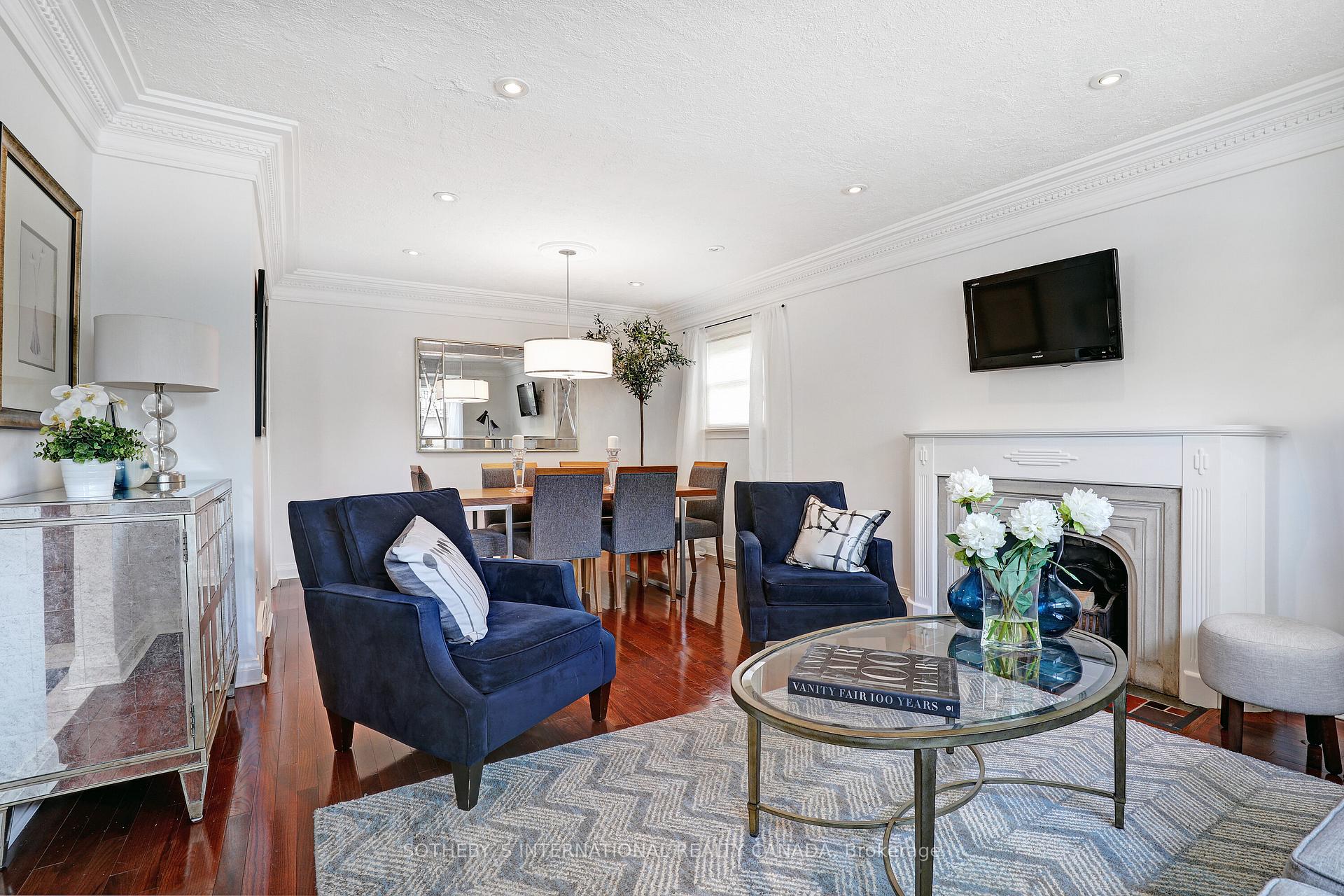 Photo 5 of 19 Southvale Drive, Toronto, Leaside — HOMEH