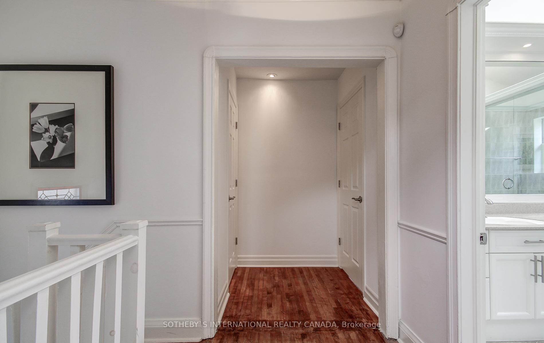 Photo 16 of 19 Southvale Drive, Toronto, Leaside — HOMEH
