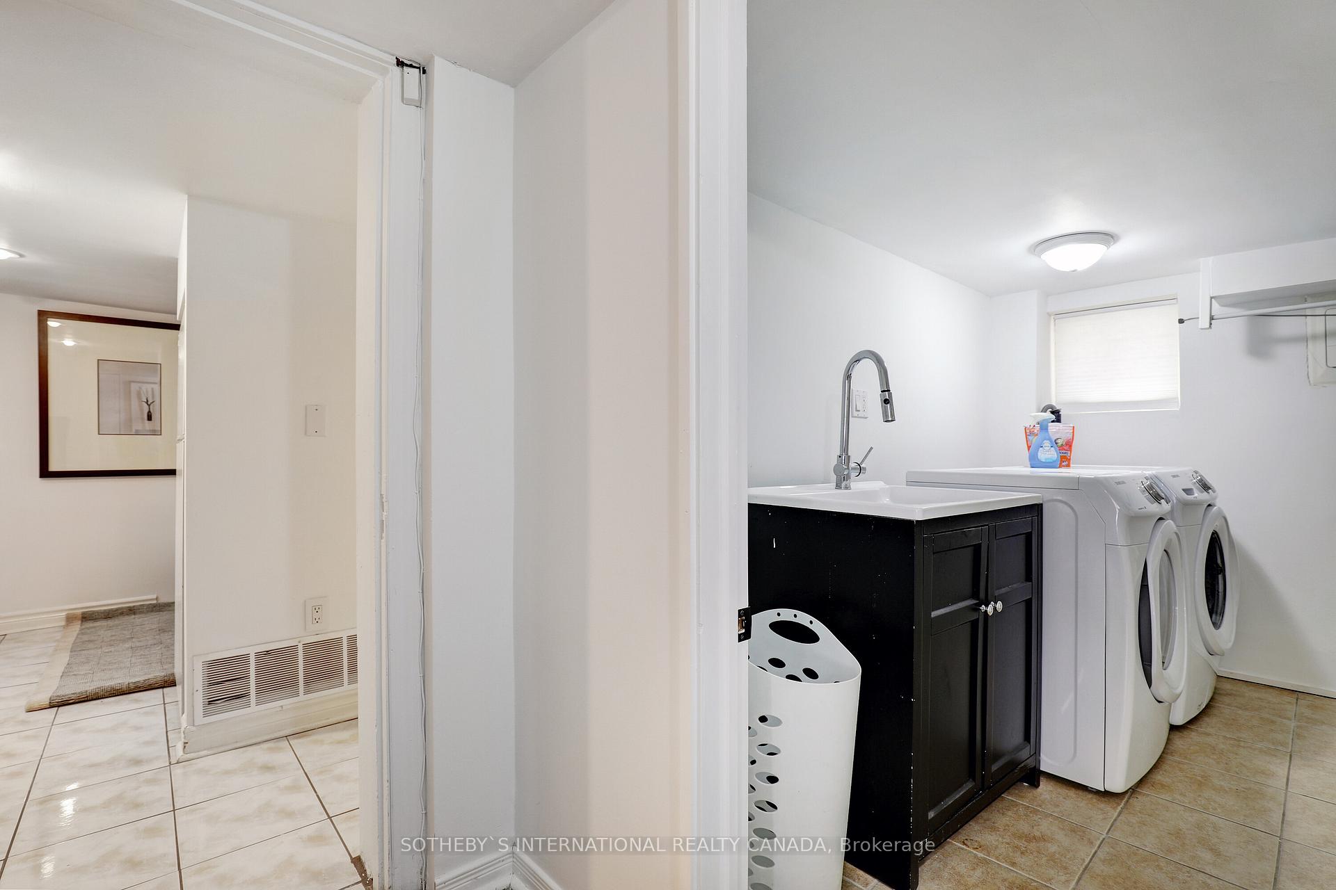 Photo 27 of 19 Southvale Drive, Toronto, Leaside — HOMEH