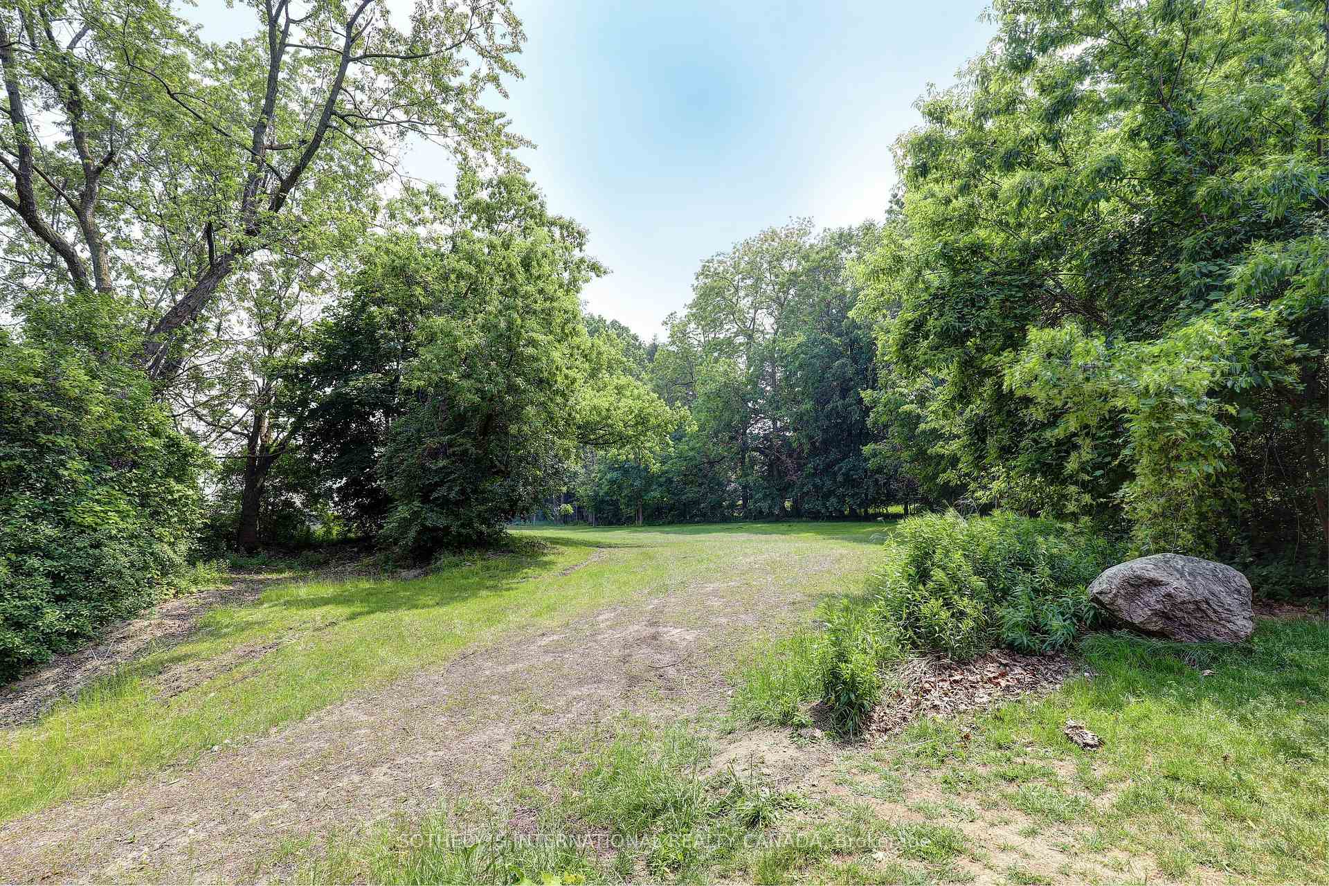 Photo 31 of 19 Southvale Drive, Toronto, Leaside — HOMEH