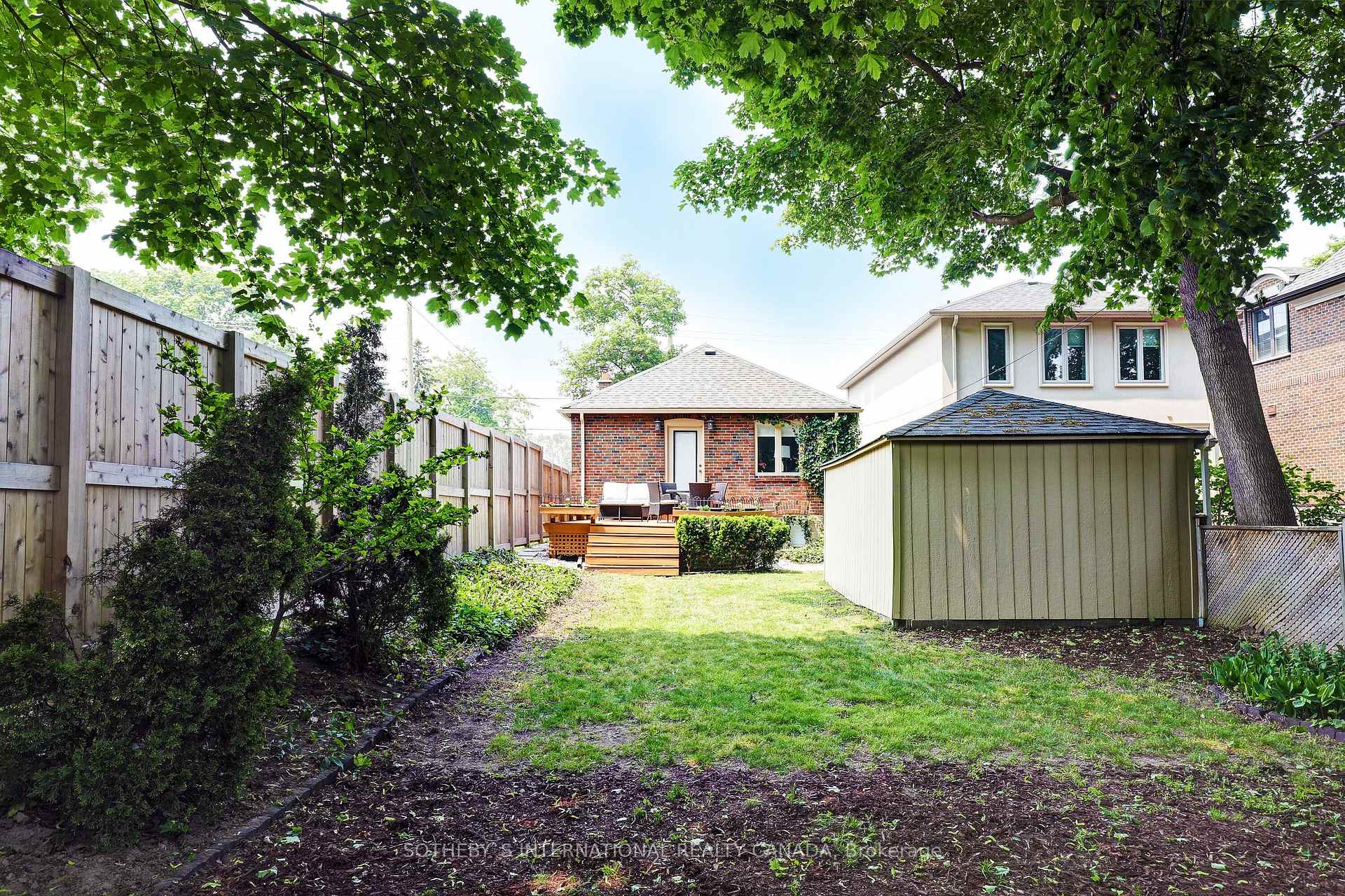 Photo 33 of 19 Southvale Drive, Toronto, Leaside — HOMEH